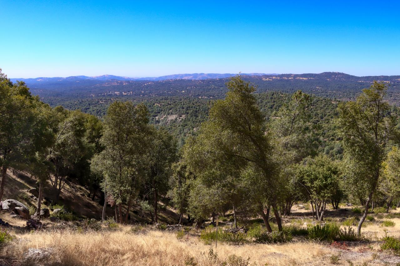 5635 Clouds Rest, Mariposa, CA 95338