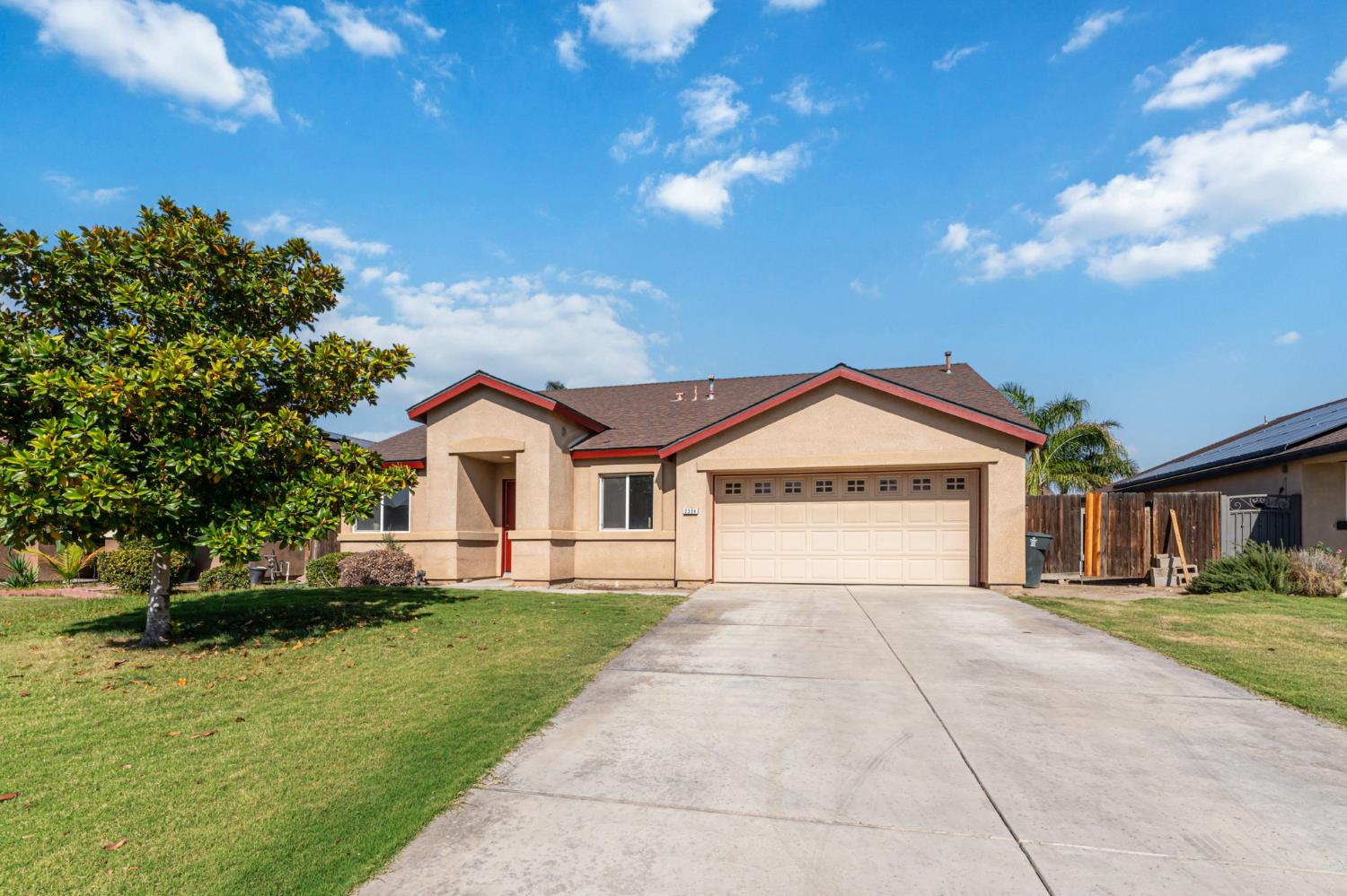 2304 September Dr, Bakersfield, CA 93313