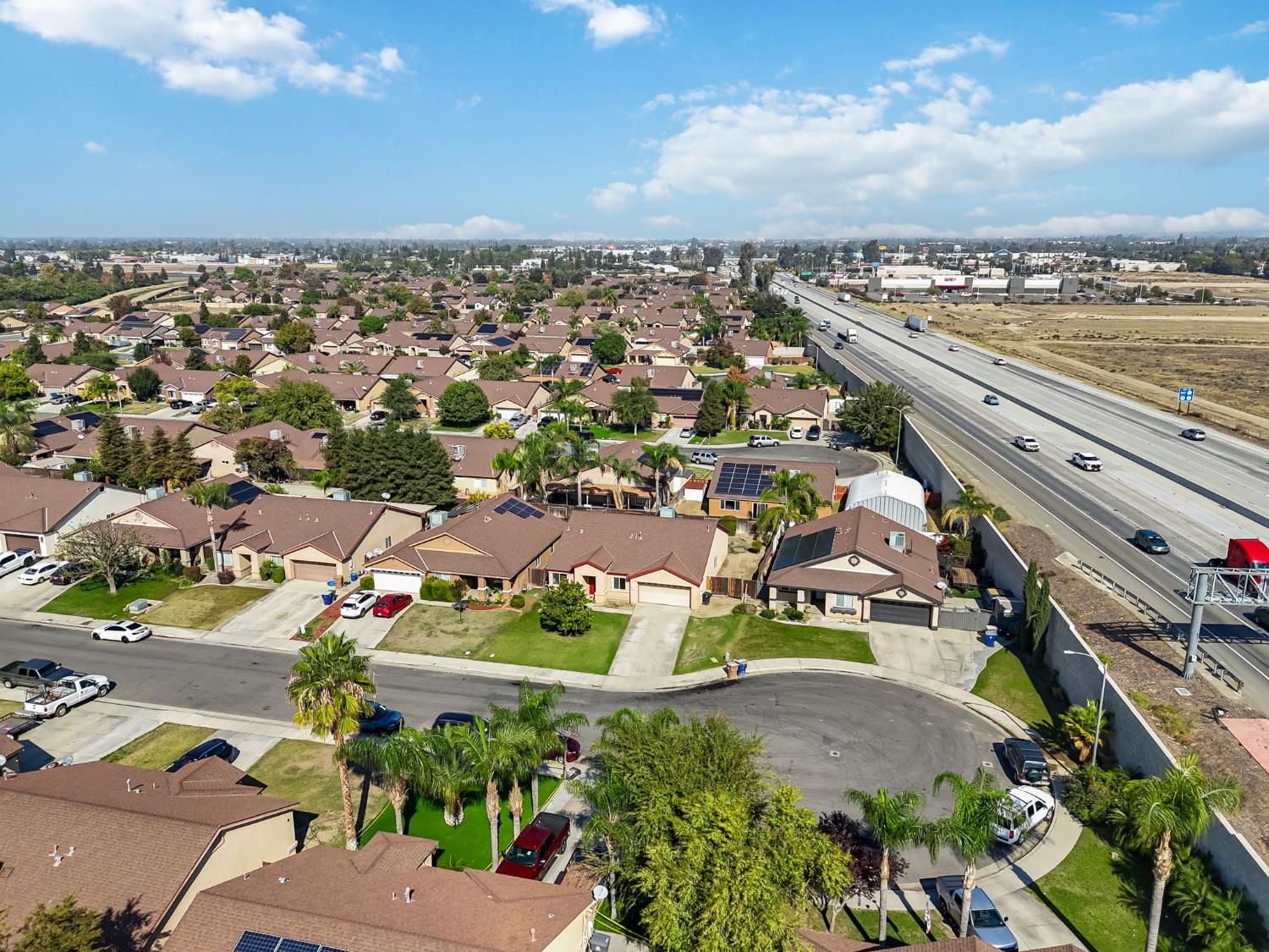 2304 September Dr, Bakersfield, CA 93313