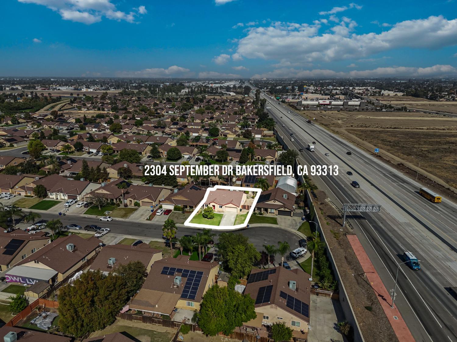 2304 September Dr, Bakersfield, CA 93313