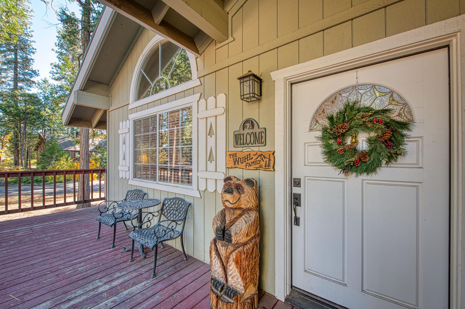 42555 Rock Ledge, Shaver Lake, CA 93664