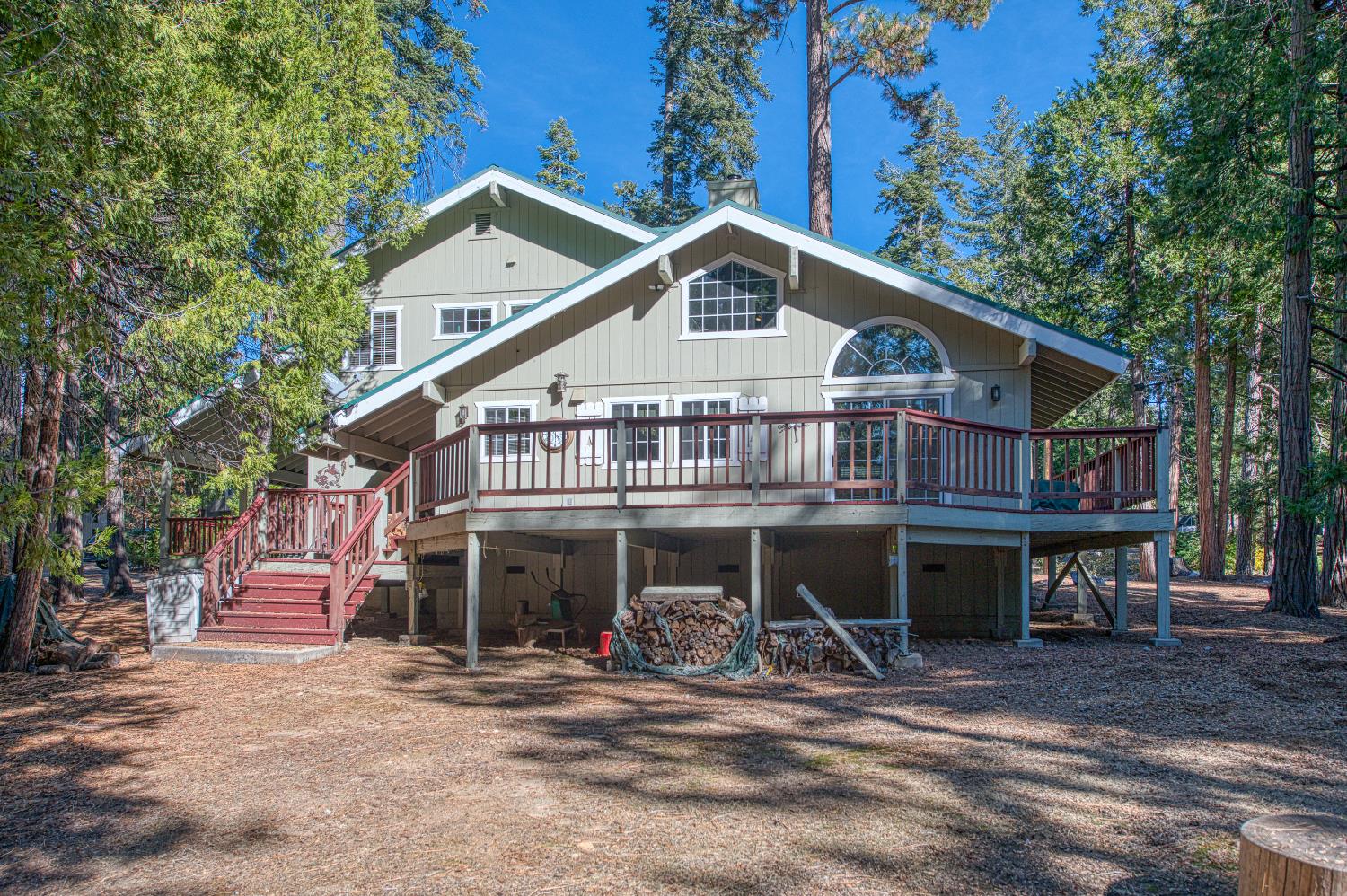 42555 Rock Ledge, Shaver Lake, CA 93664