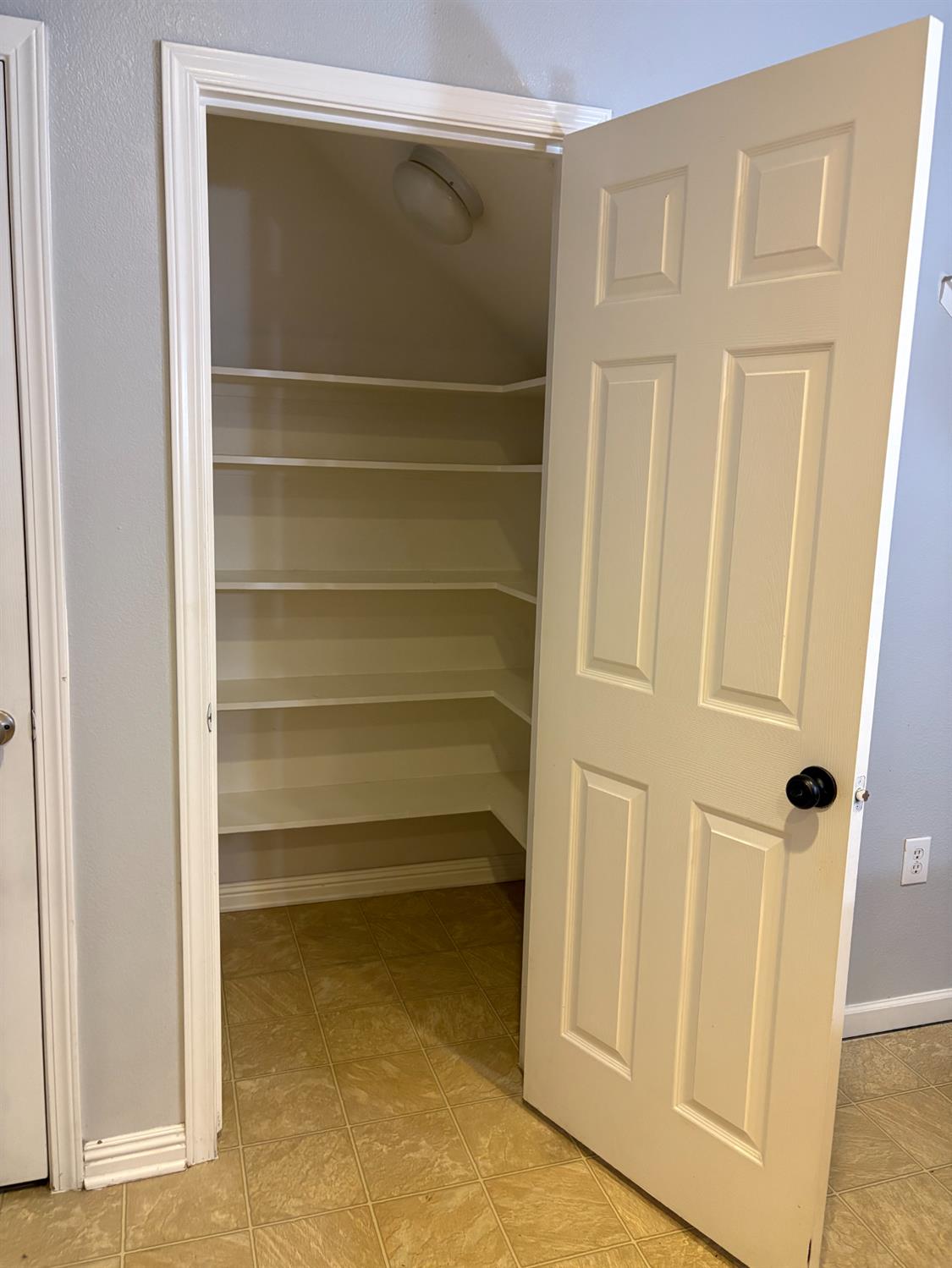 1128 W W. Walter Ave #64, Fowler, CA 93625