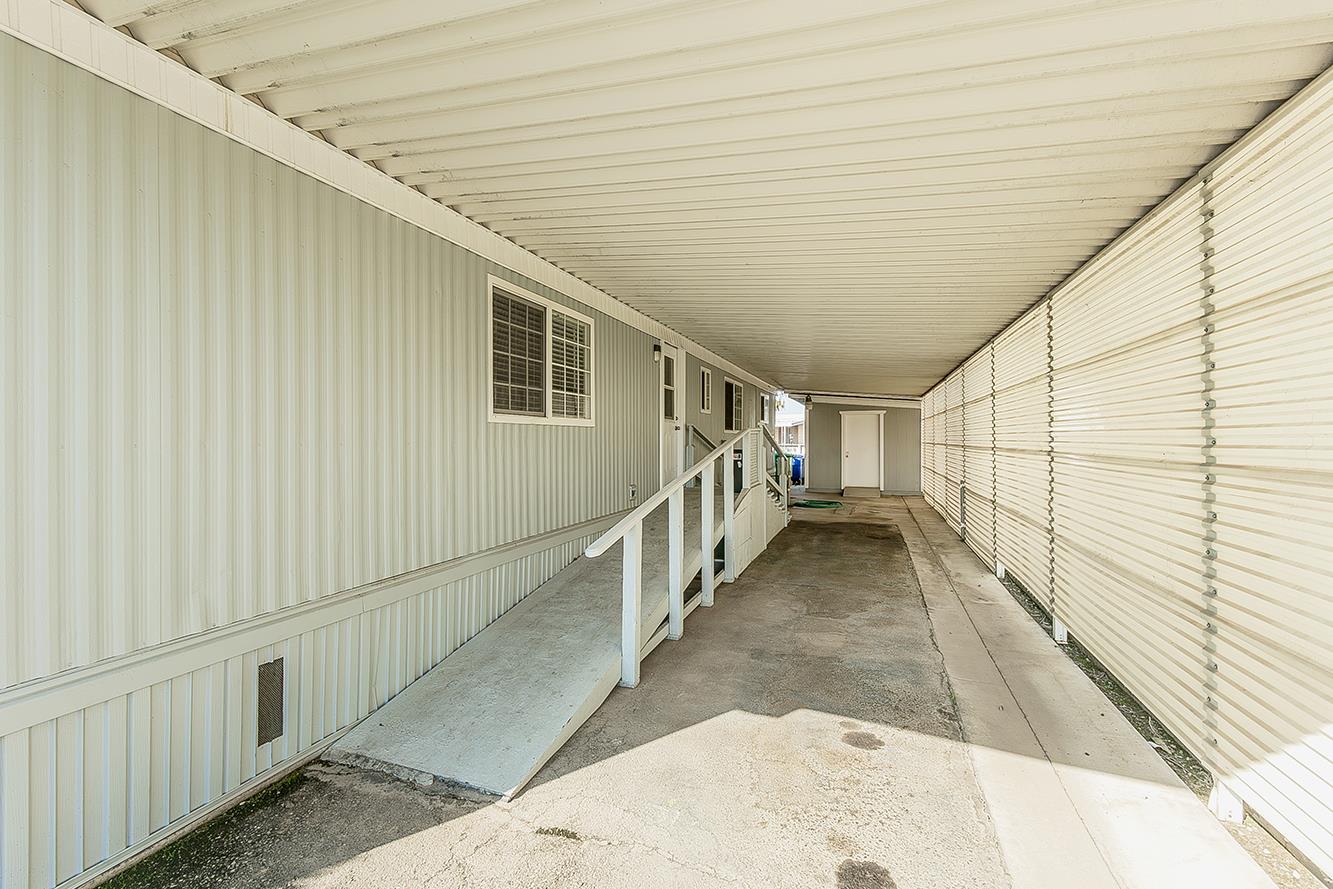 371 Bethel Ave ##74, Sanger, CA 93657