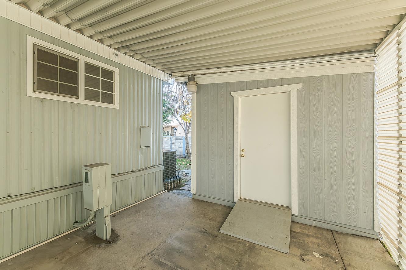 371 Bethel Ave ##74, Sanger, CA 93657