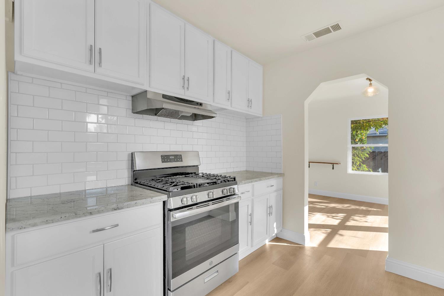 3824 Arden Dr S, Fresno, CA 93703