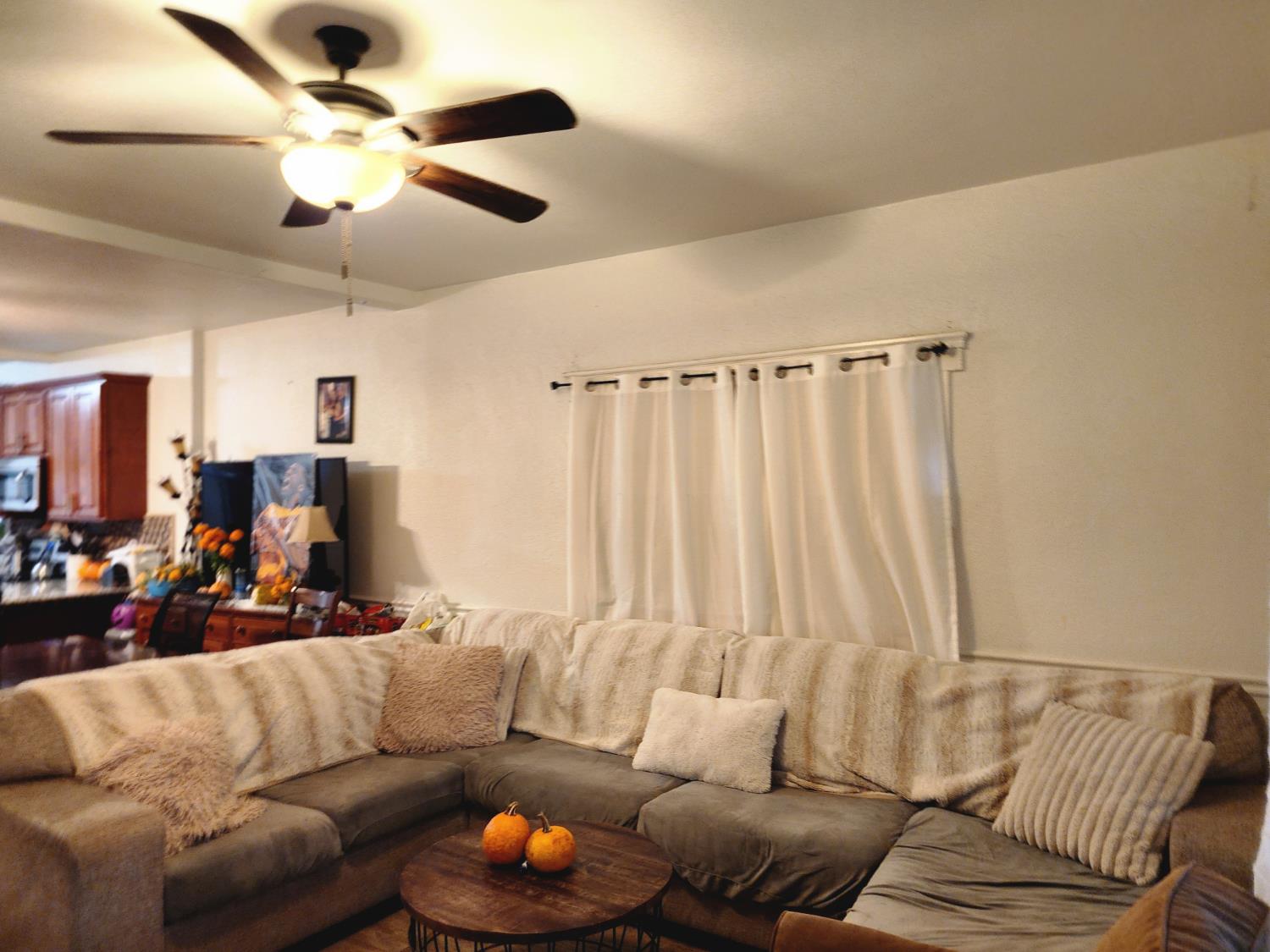 3801 E Mckenzie Ave, Fresno, CA 93702