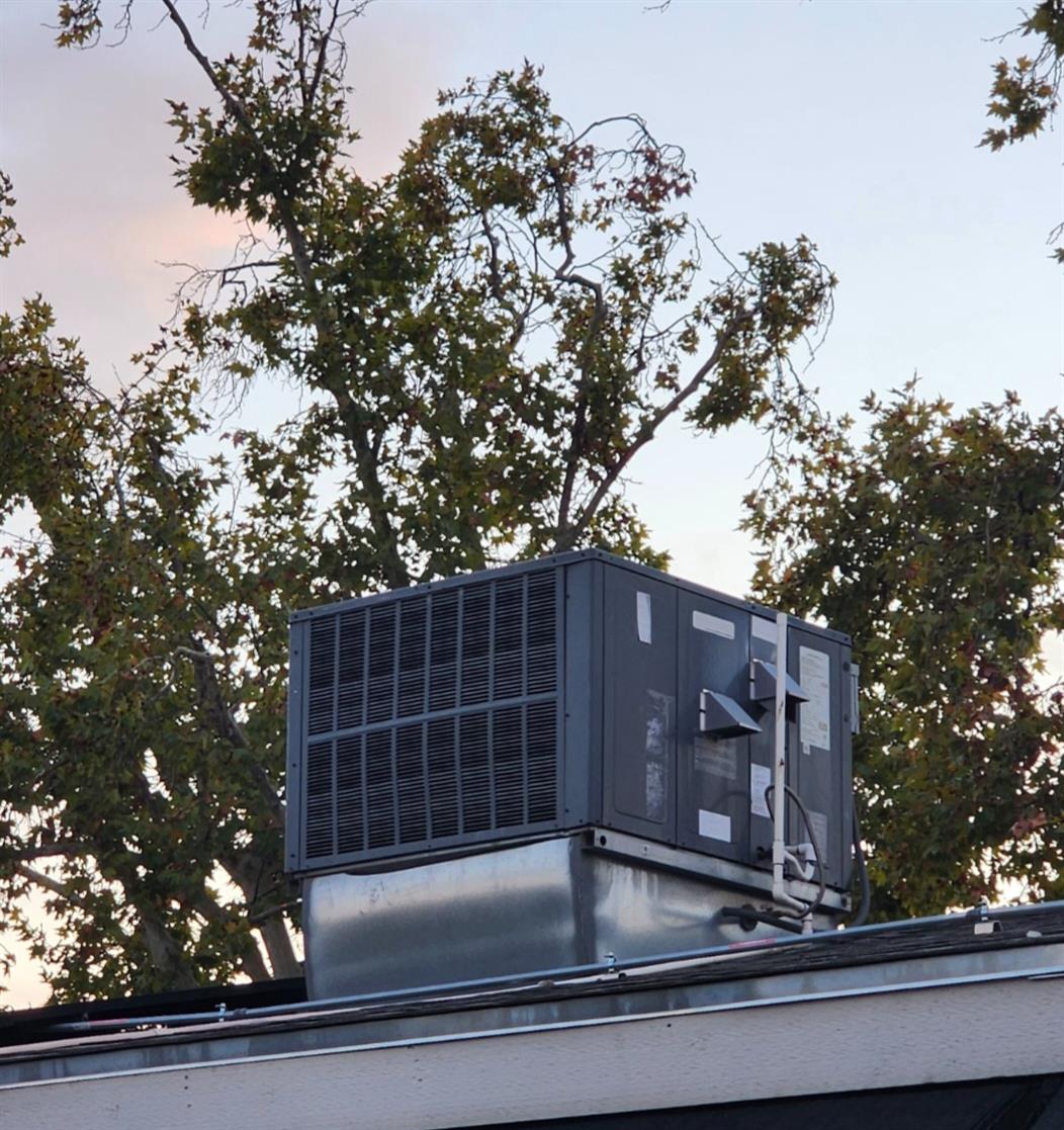 3801 E Mckenzie Ave, Fresno, CA 93702