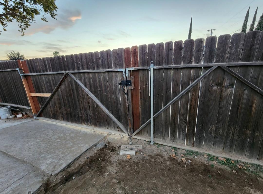 3801 E Mckenzie Ave, Fresno, CA 93702