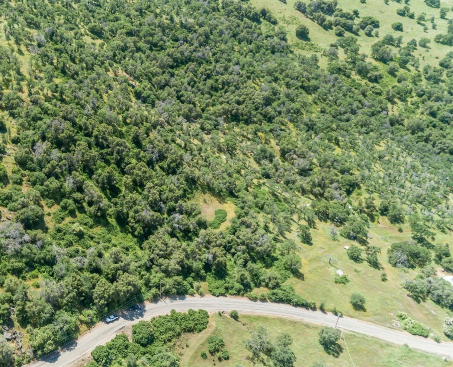 527 Squaw Valley, Yokuts Valley, CA 93675