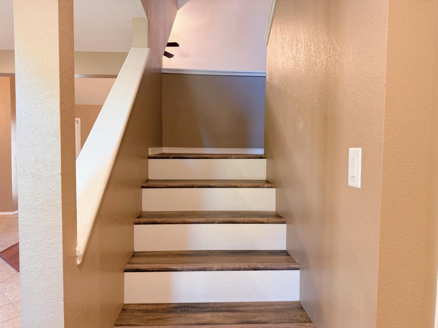 3147 Boulder Ave, Madera, CA 93637