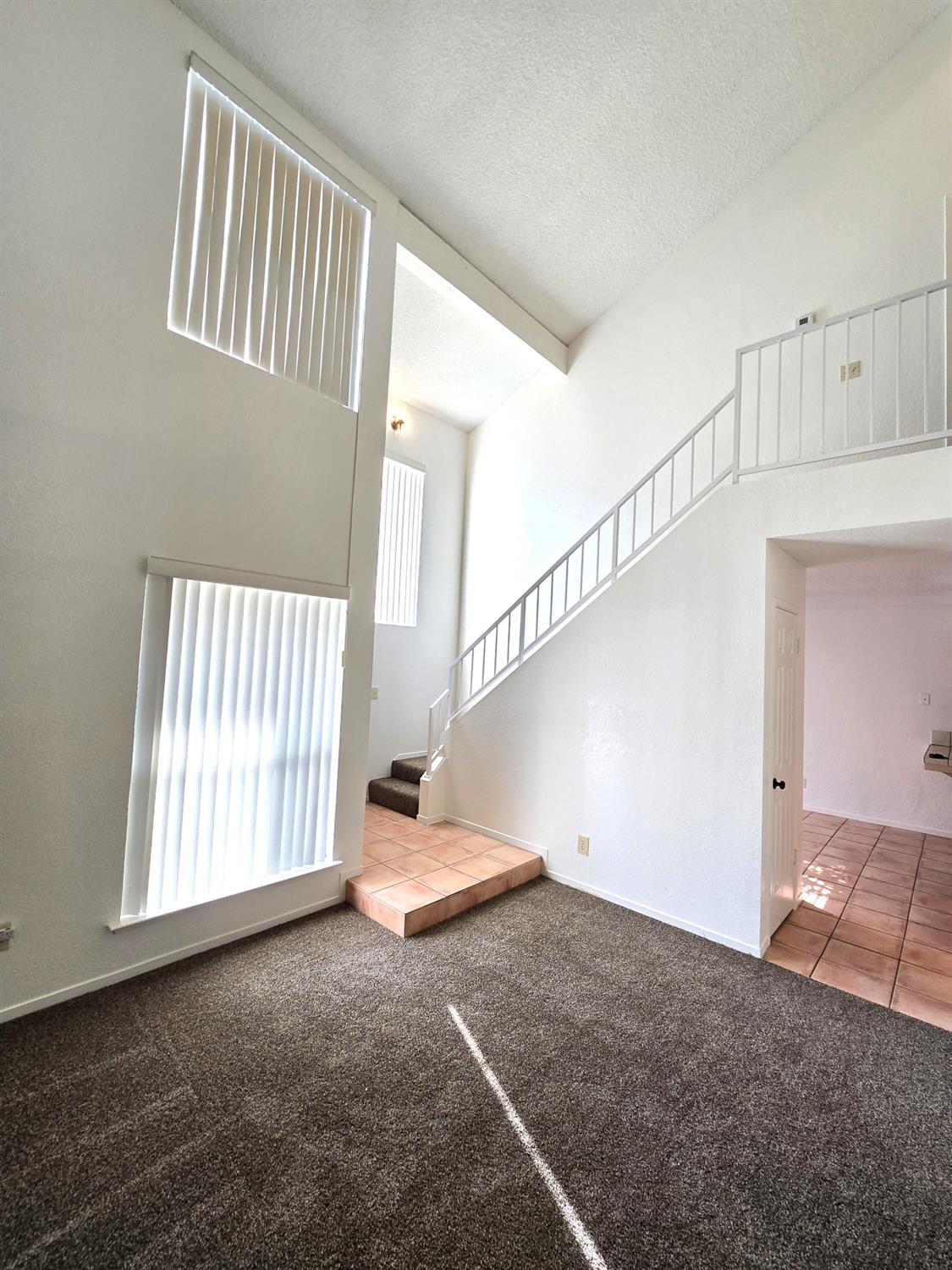 1416 Plymouth Rock Way, Clovis, CA 93612