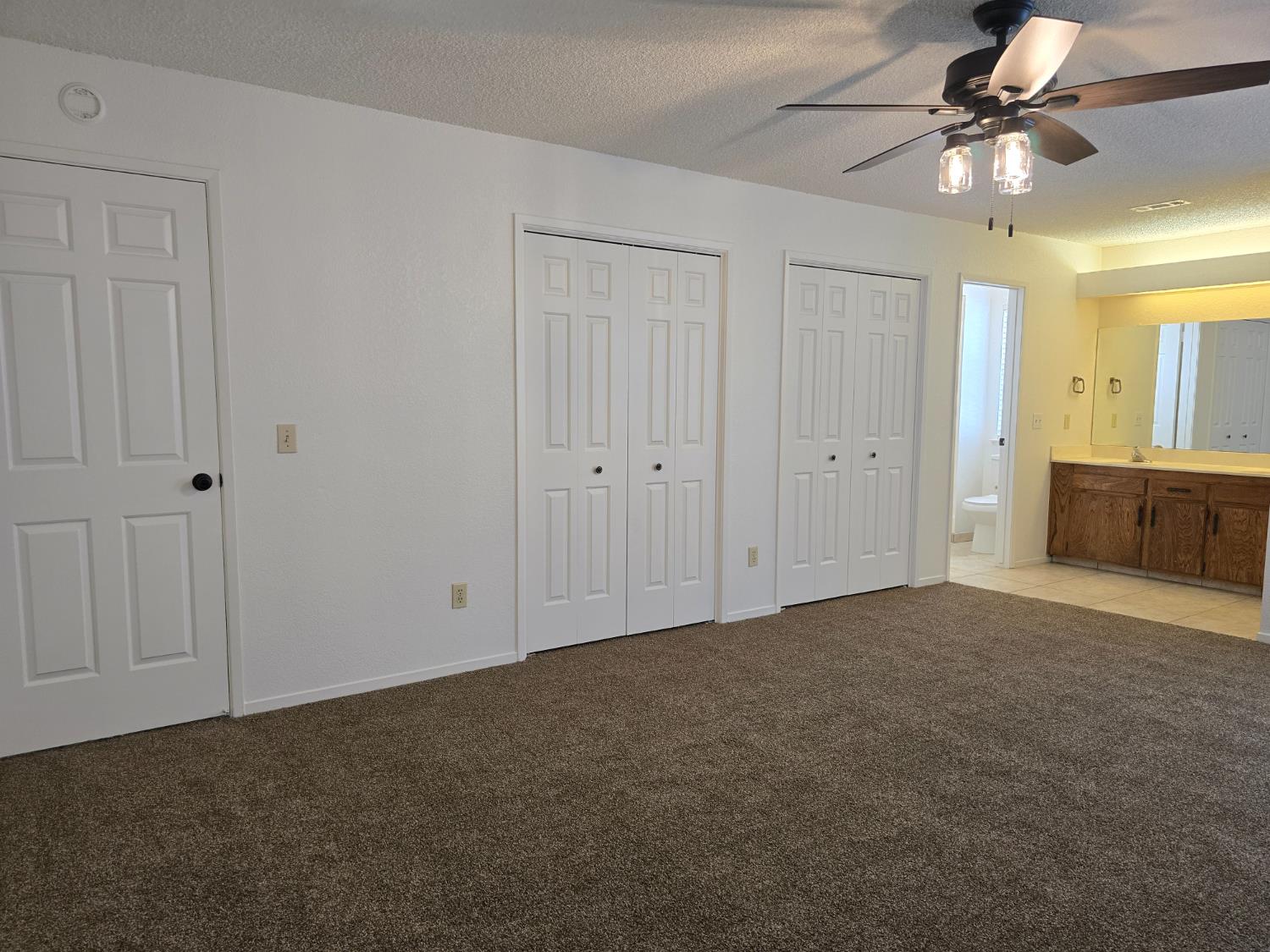 1416 Plymouth Rock Way, Clovis, CA 93612