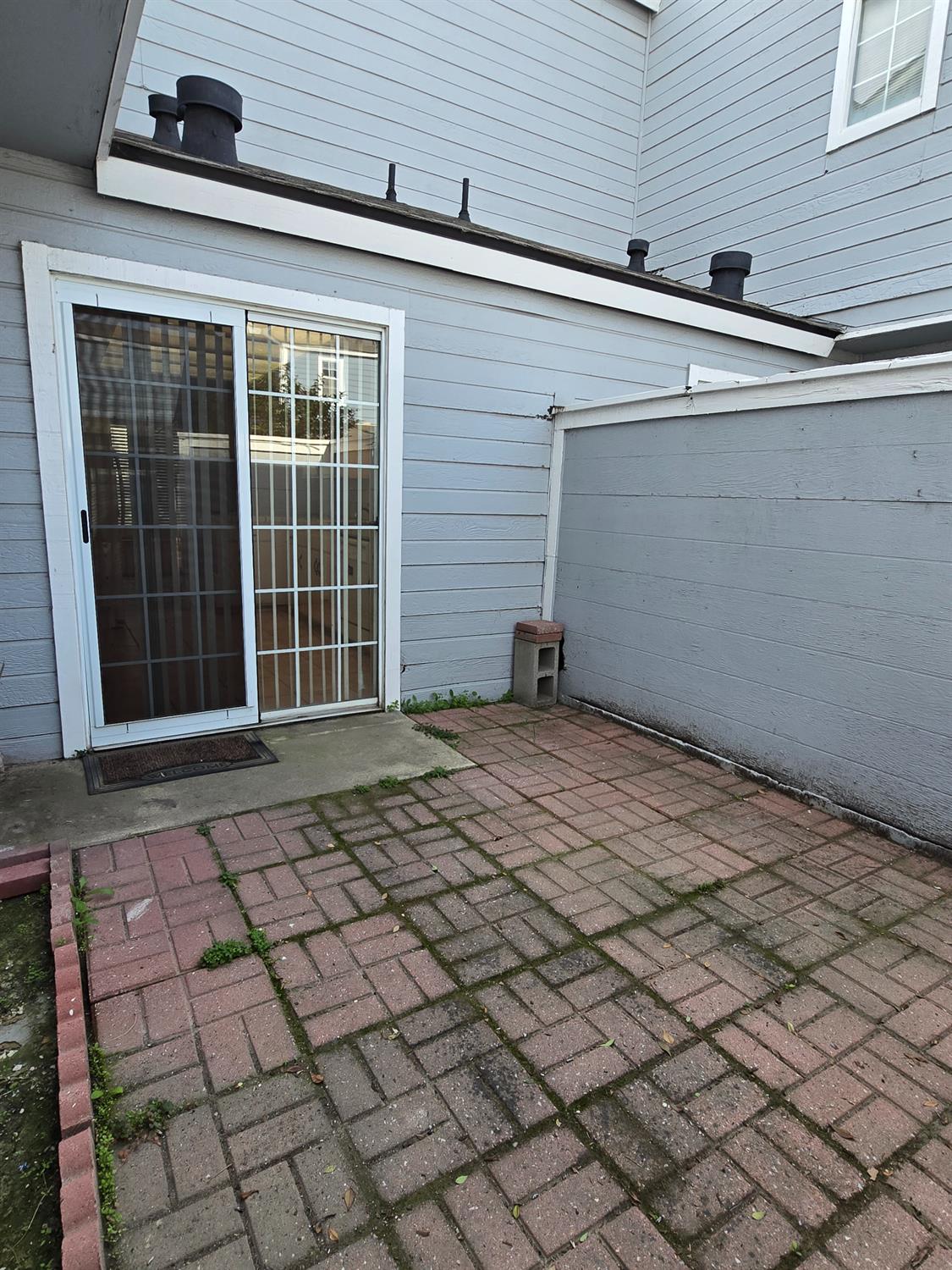 1416 Plymouth Rock Way, Clovis, CA 93612