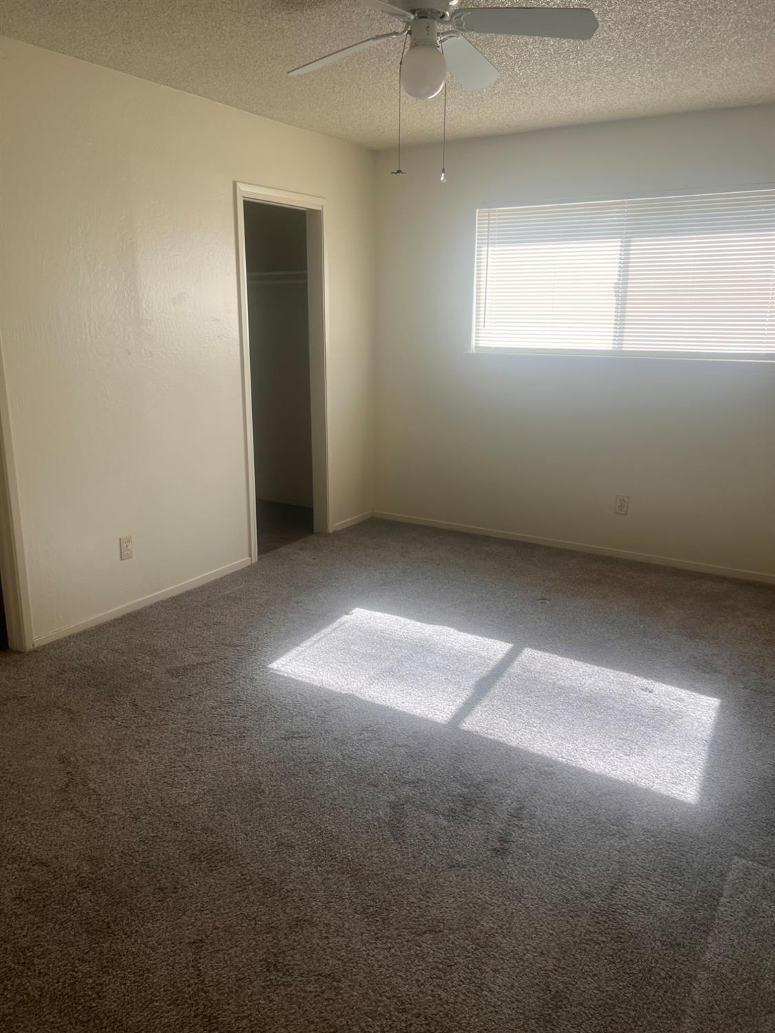 1419 W Chennault Ave, Fresno, CA 93711