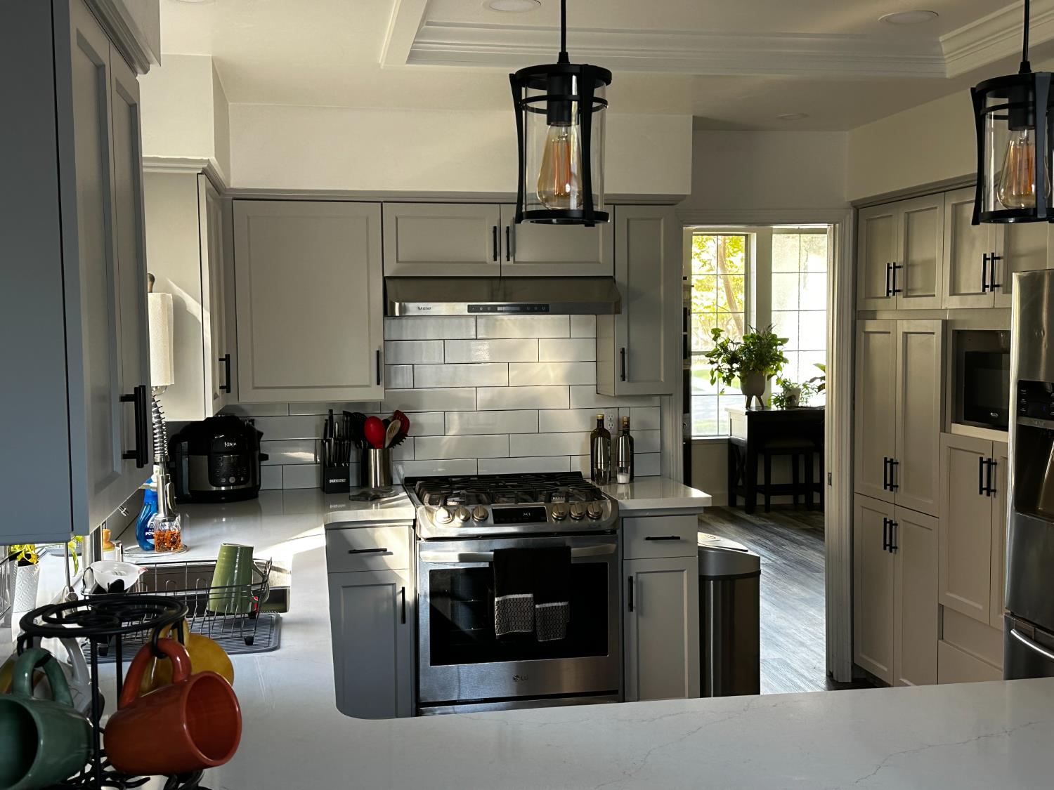 2369 E Minarets Ave, Fresno, CA 93720