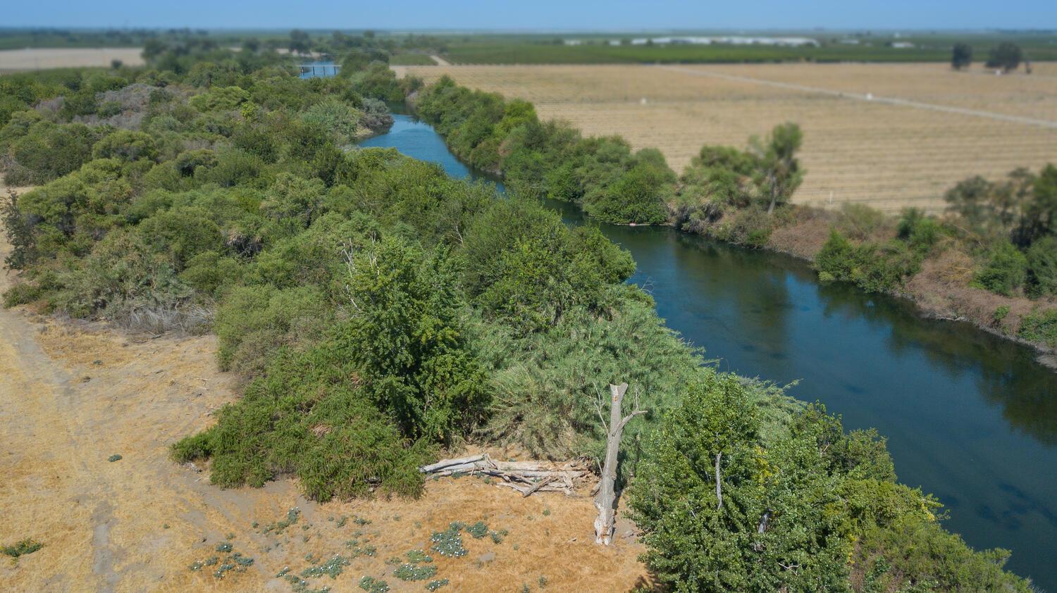 1188 7 1/2 Ave, Kingsburg, CA 93631