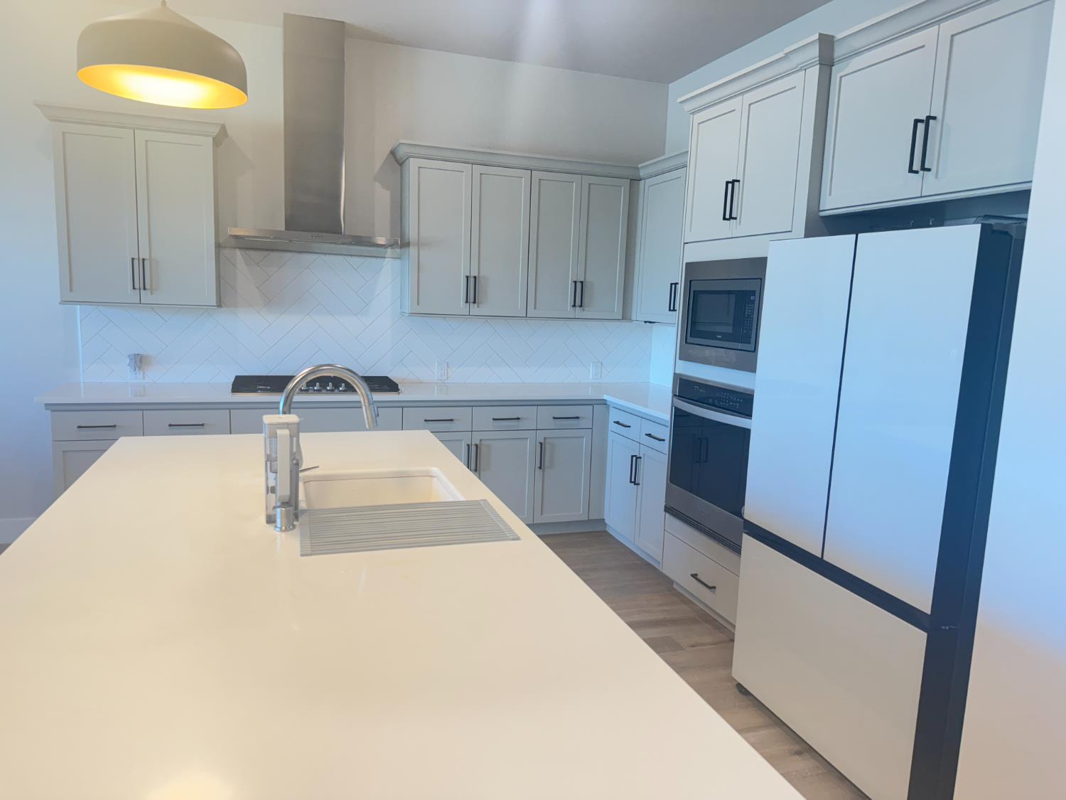 6402 E Millie Dr, Fresno, CA 93727