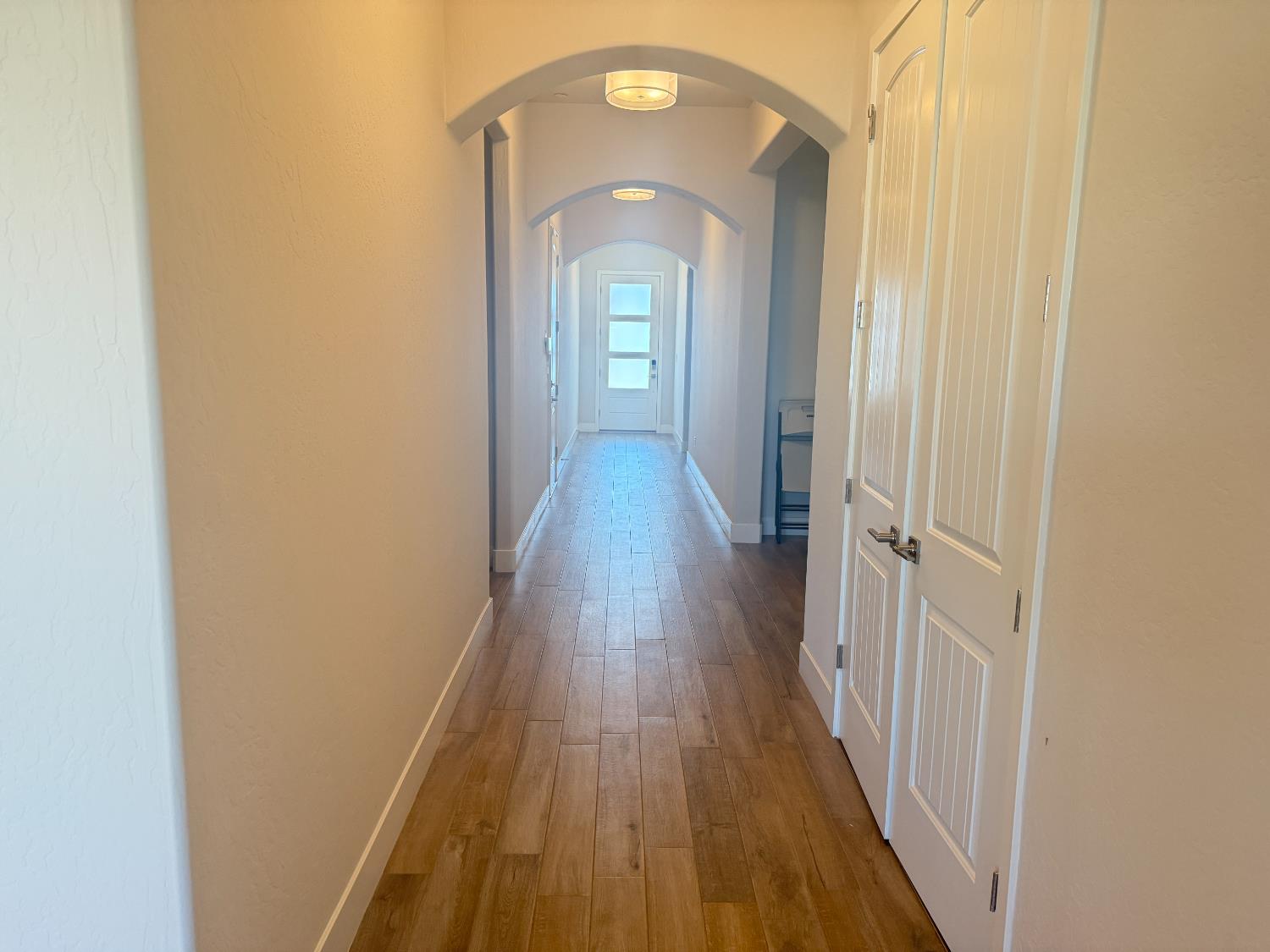 6402 E Millie Dr, Fresno, CA 93727