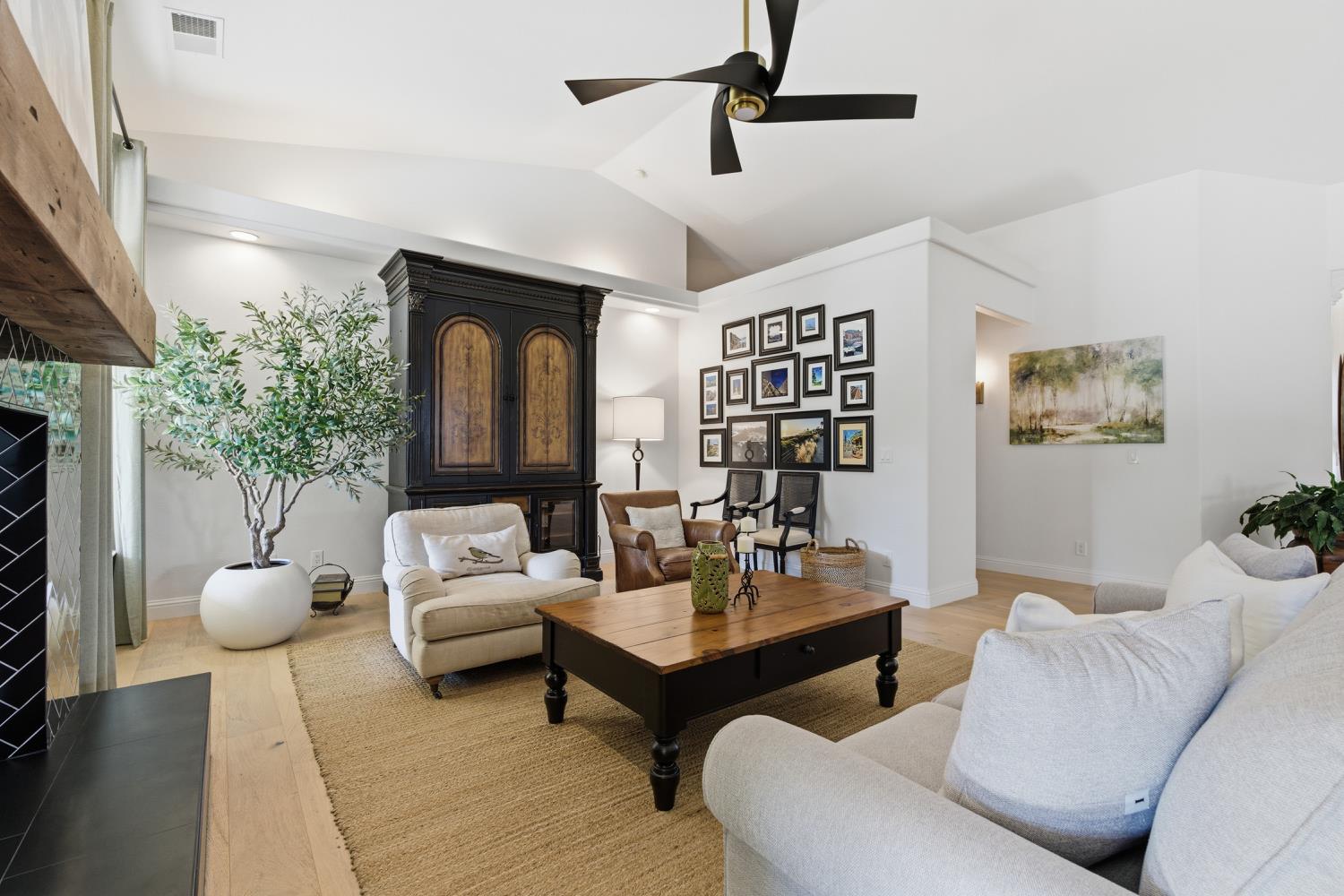 3492 Tragon St, Madera, CA 93637