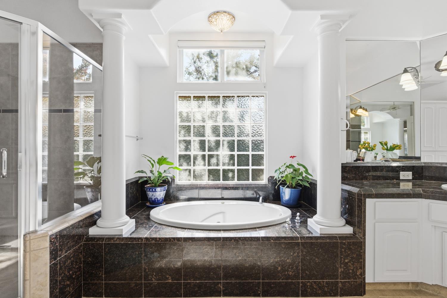 3492 Tragon St, Madera, CA 93637