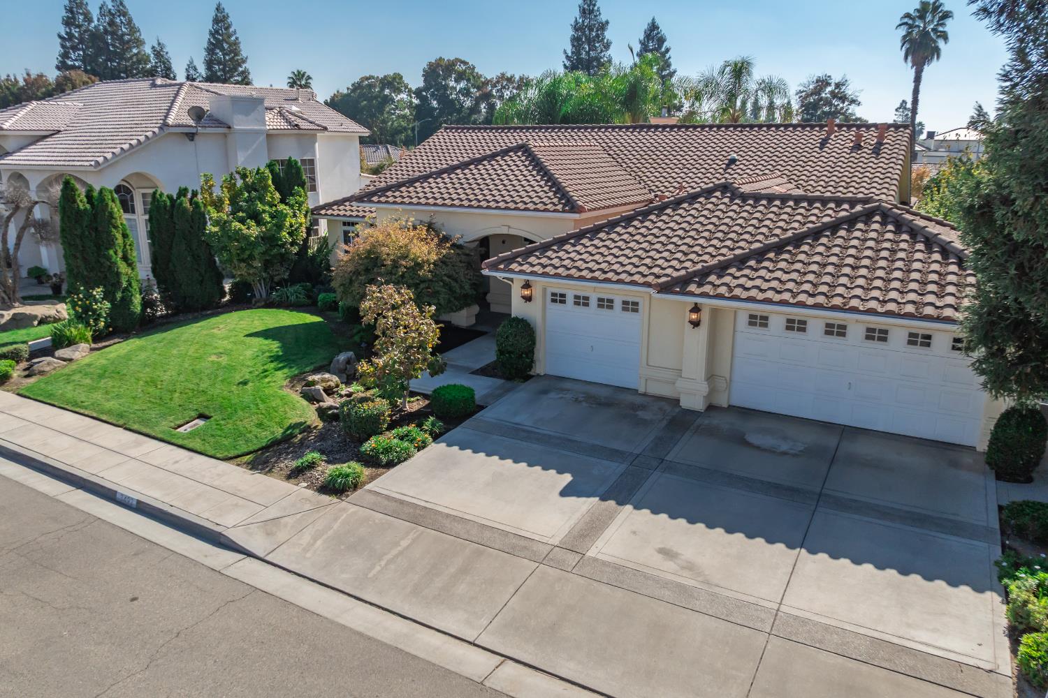 3492 Tragon St, Madera, CA 93637