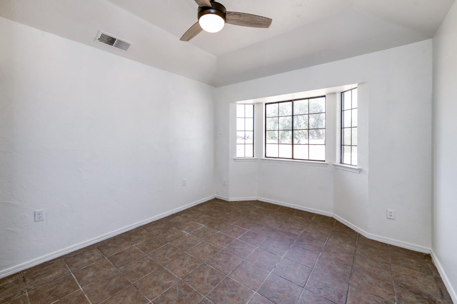 30380 Avenue 20 1/2, Madera, CA 93638