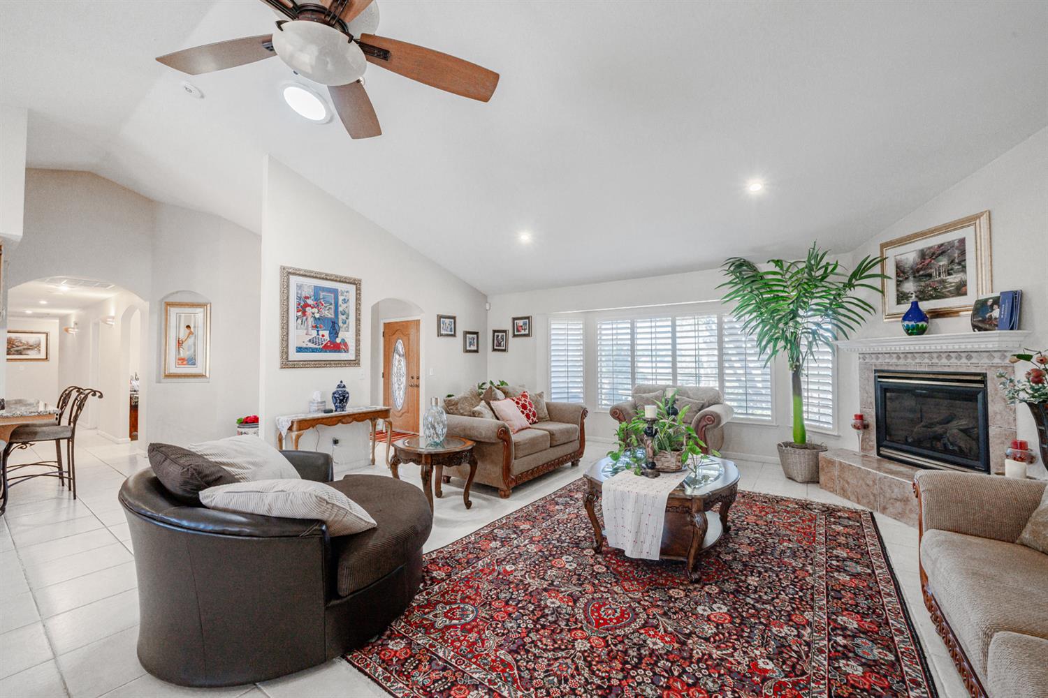 16861 Paula Rd, Madera, CA 93636