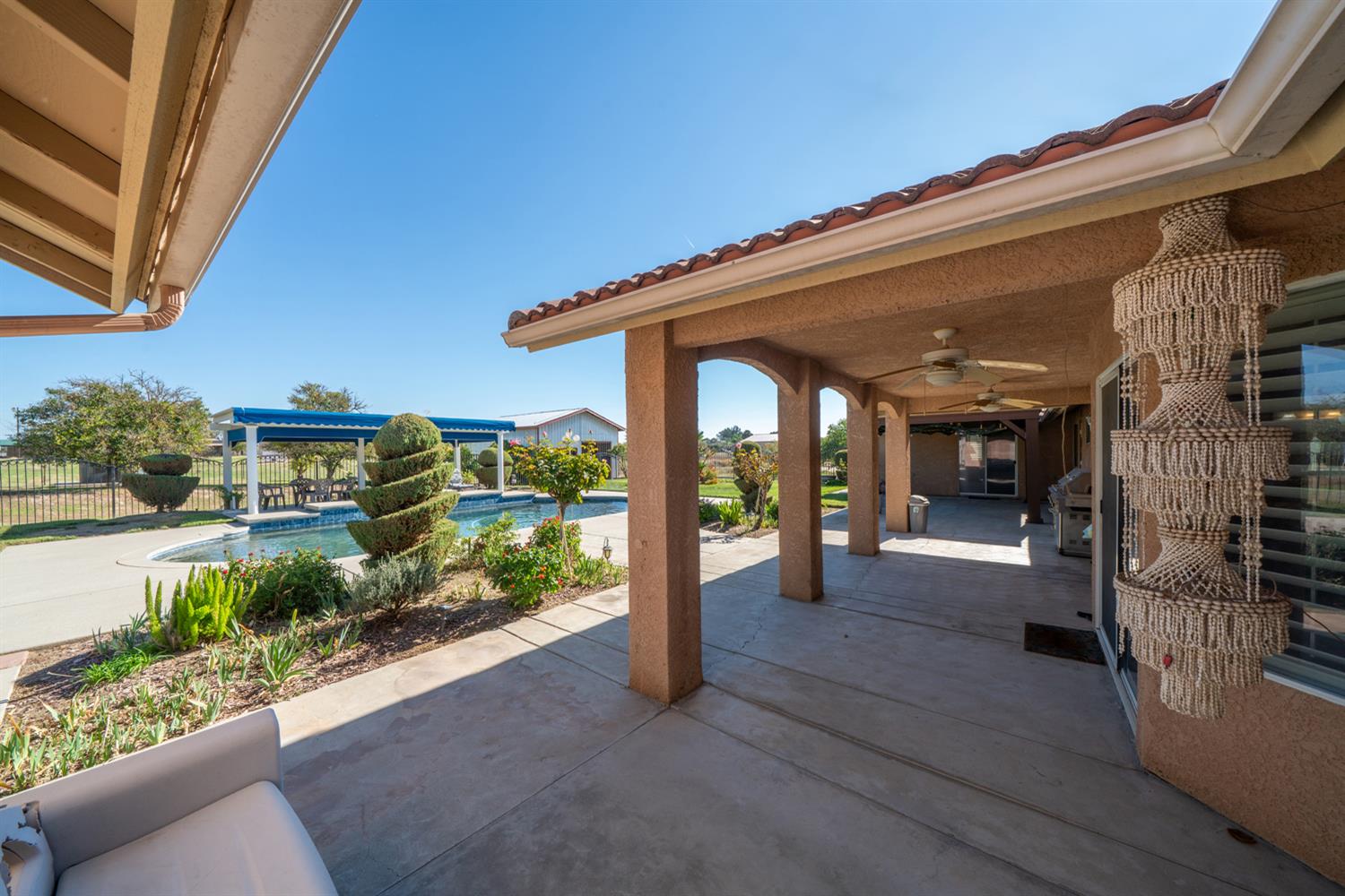 16861 Paula Rd, Madera, CA 93636