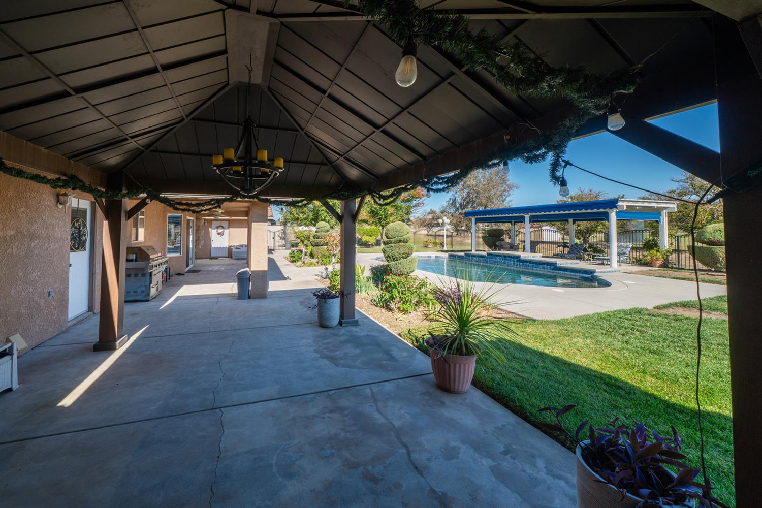 16861 Paula Rd, Madera, CA 93636