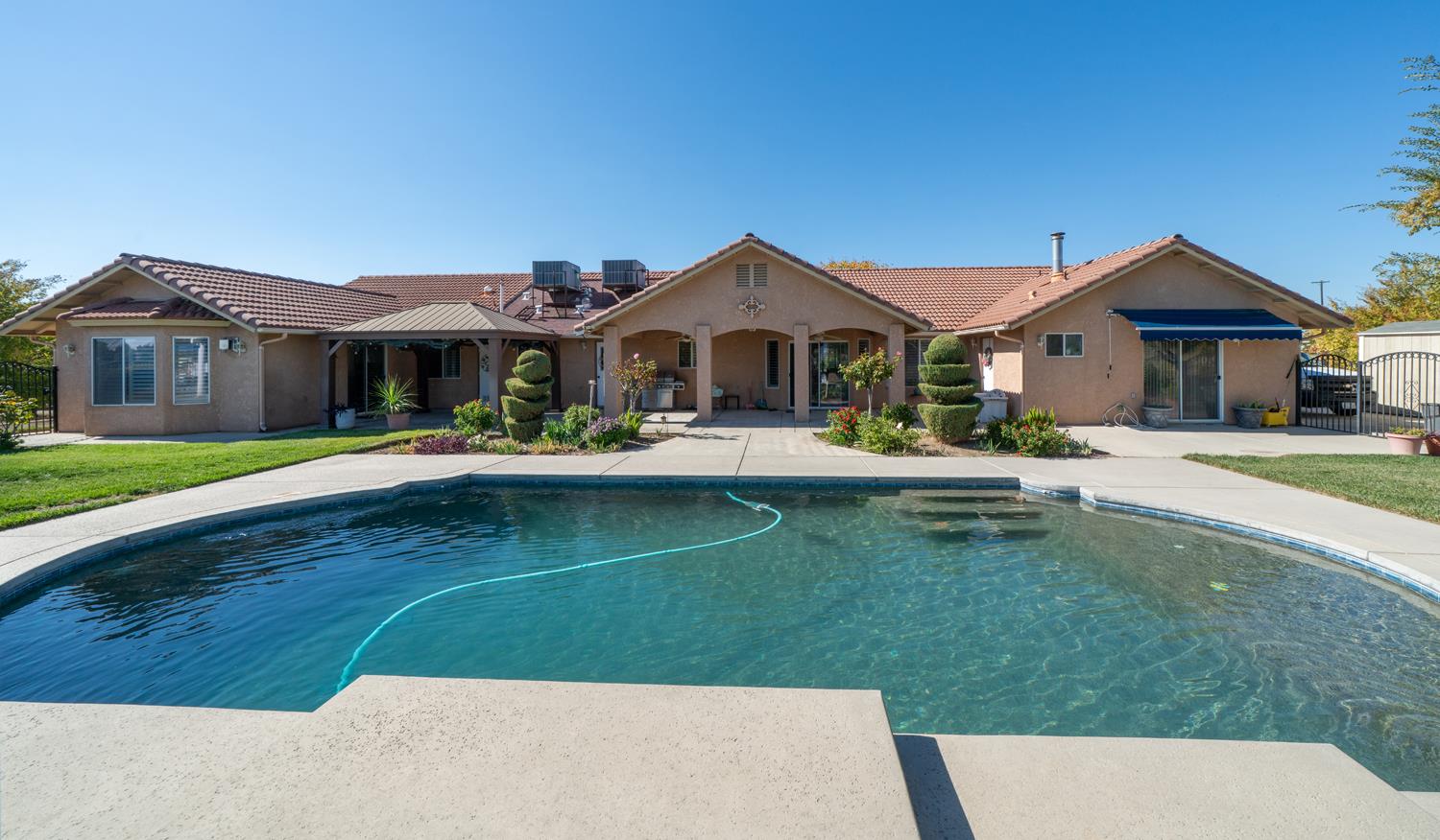 16861 Paula Rd, Madera, CA 93636