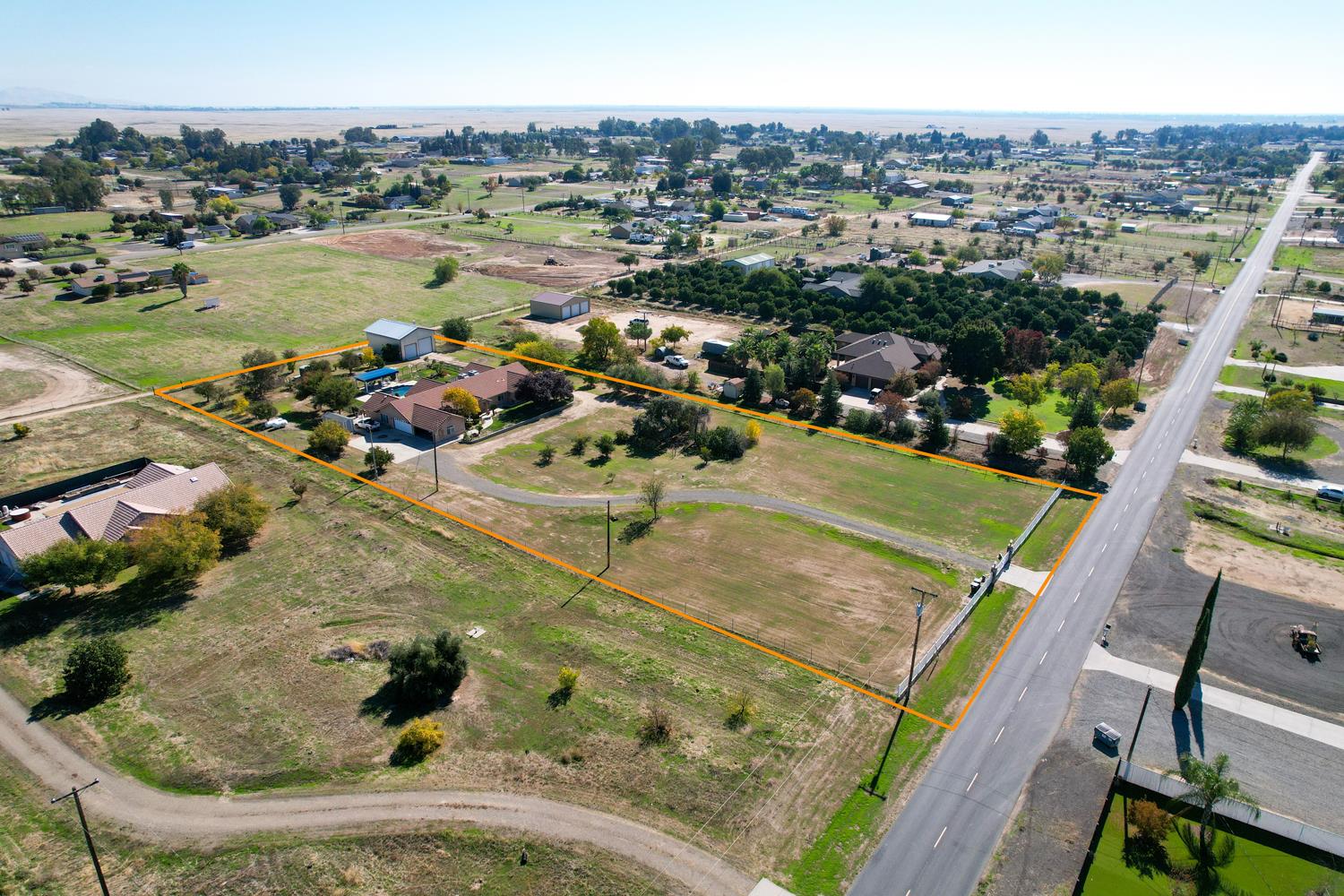 16861 Paula Rd, Madera, CA 93636