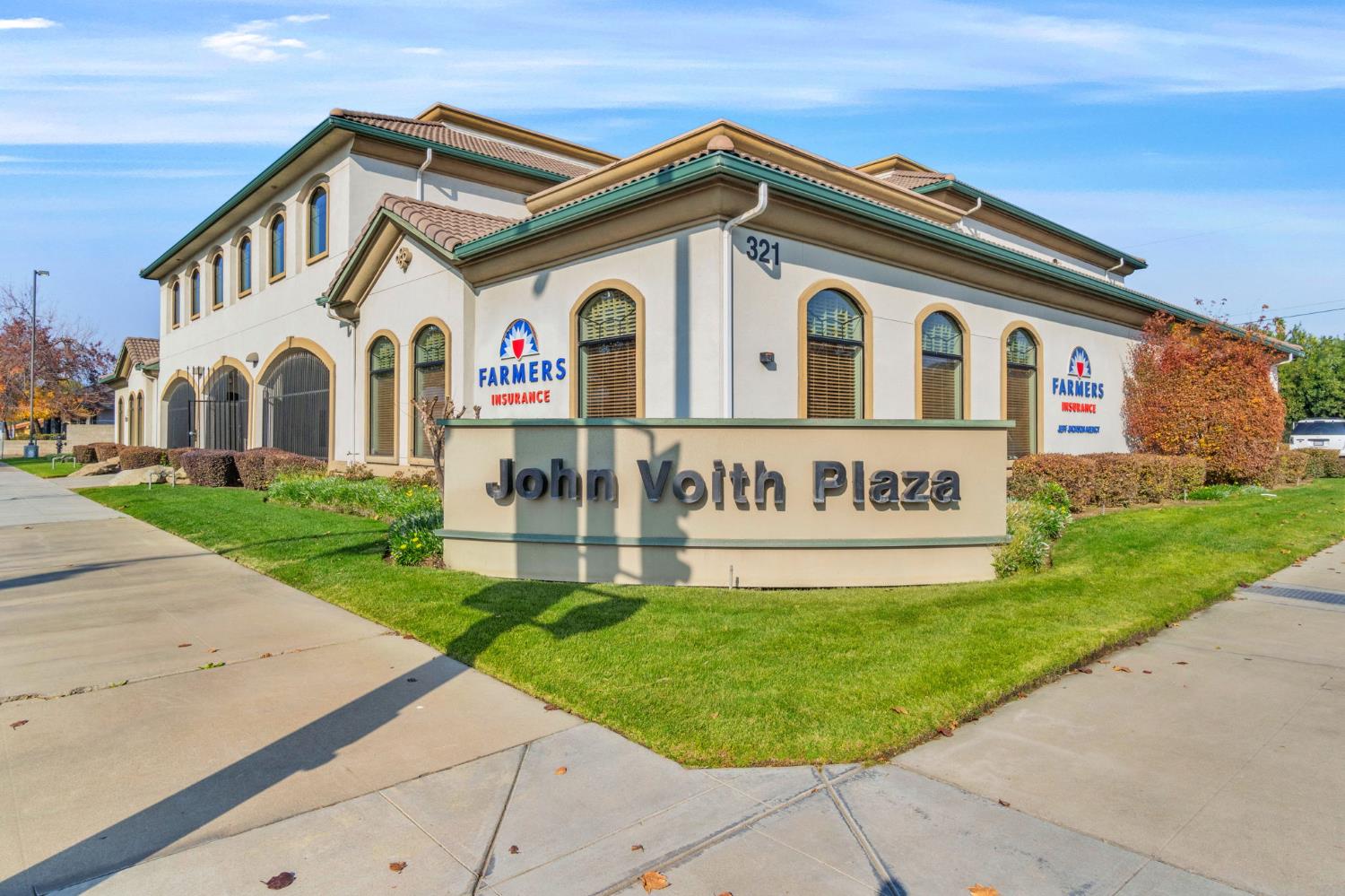 321 W Yosemite Ave, Madera, CA 93637