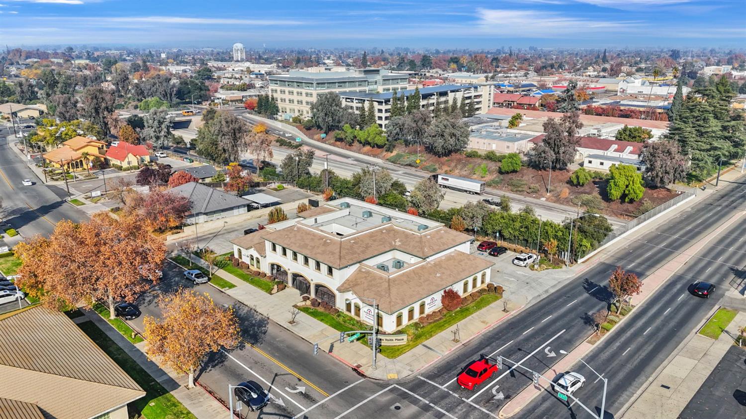 321 W Yosemite Ave, Madera, CA 93637