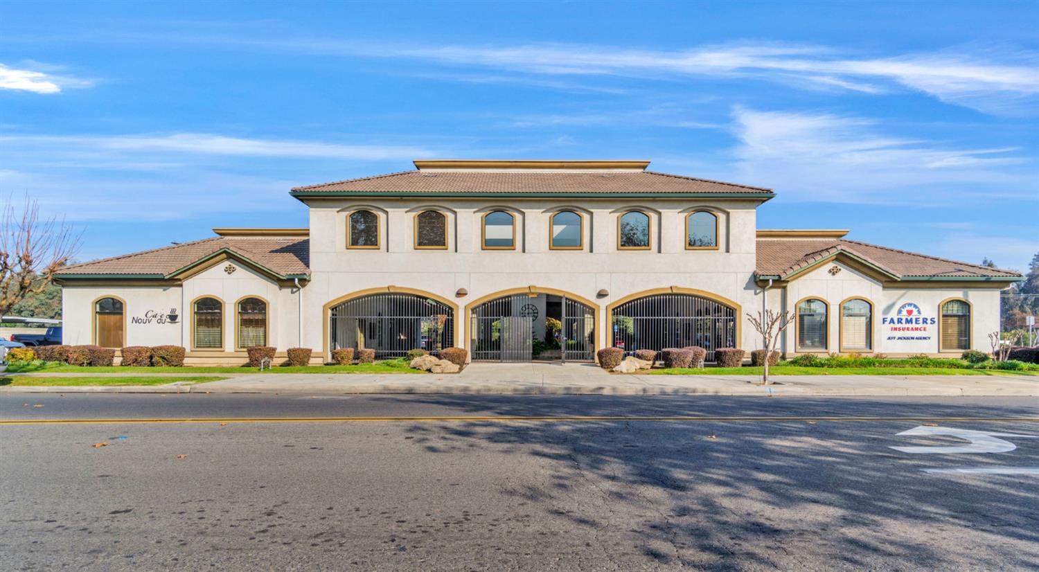 321 W Yosemite Ave, Madera, CA 93637