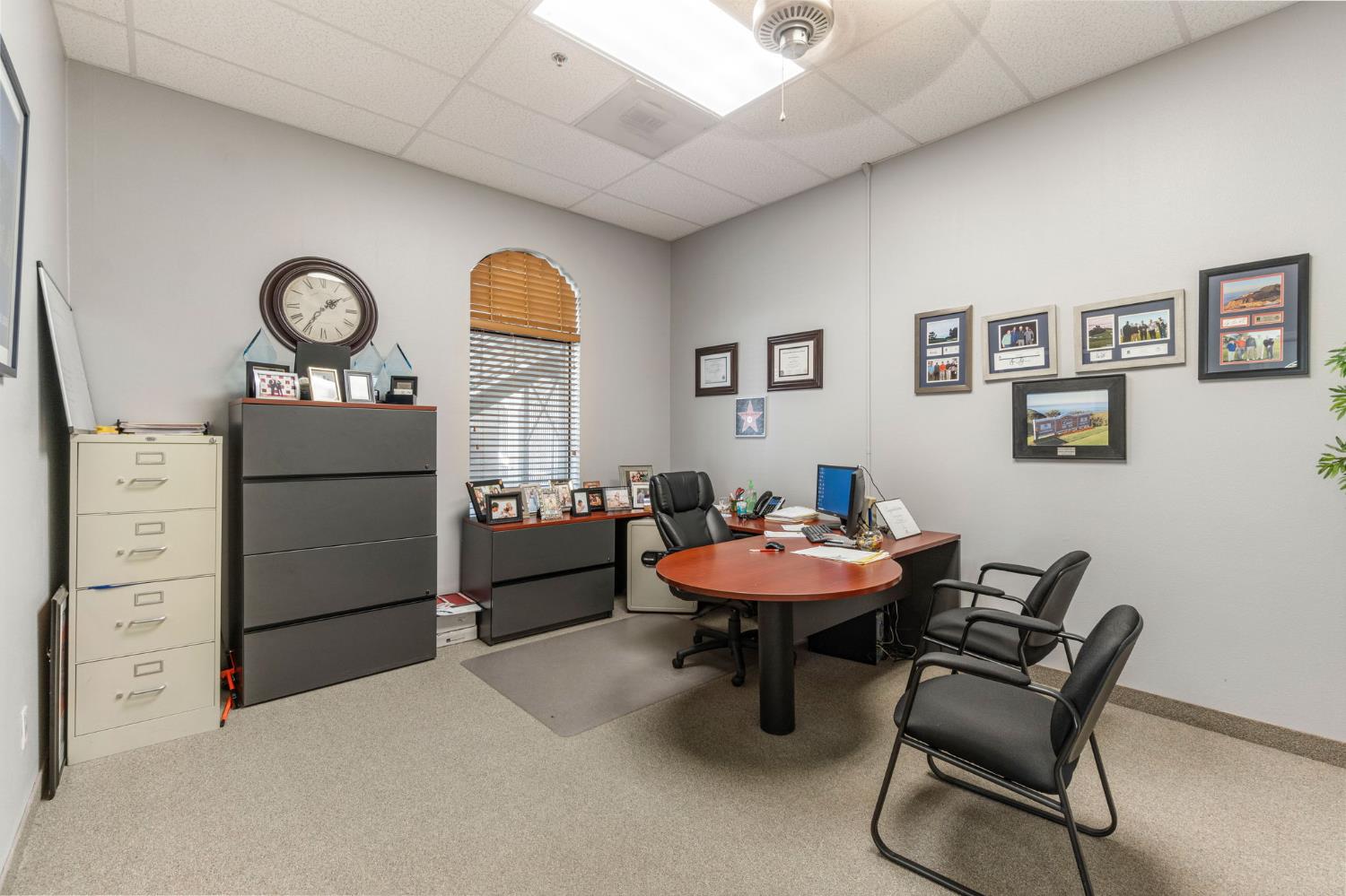 321 W Yosemite Ave, Madera, CA 93637