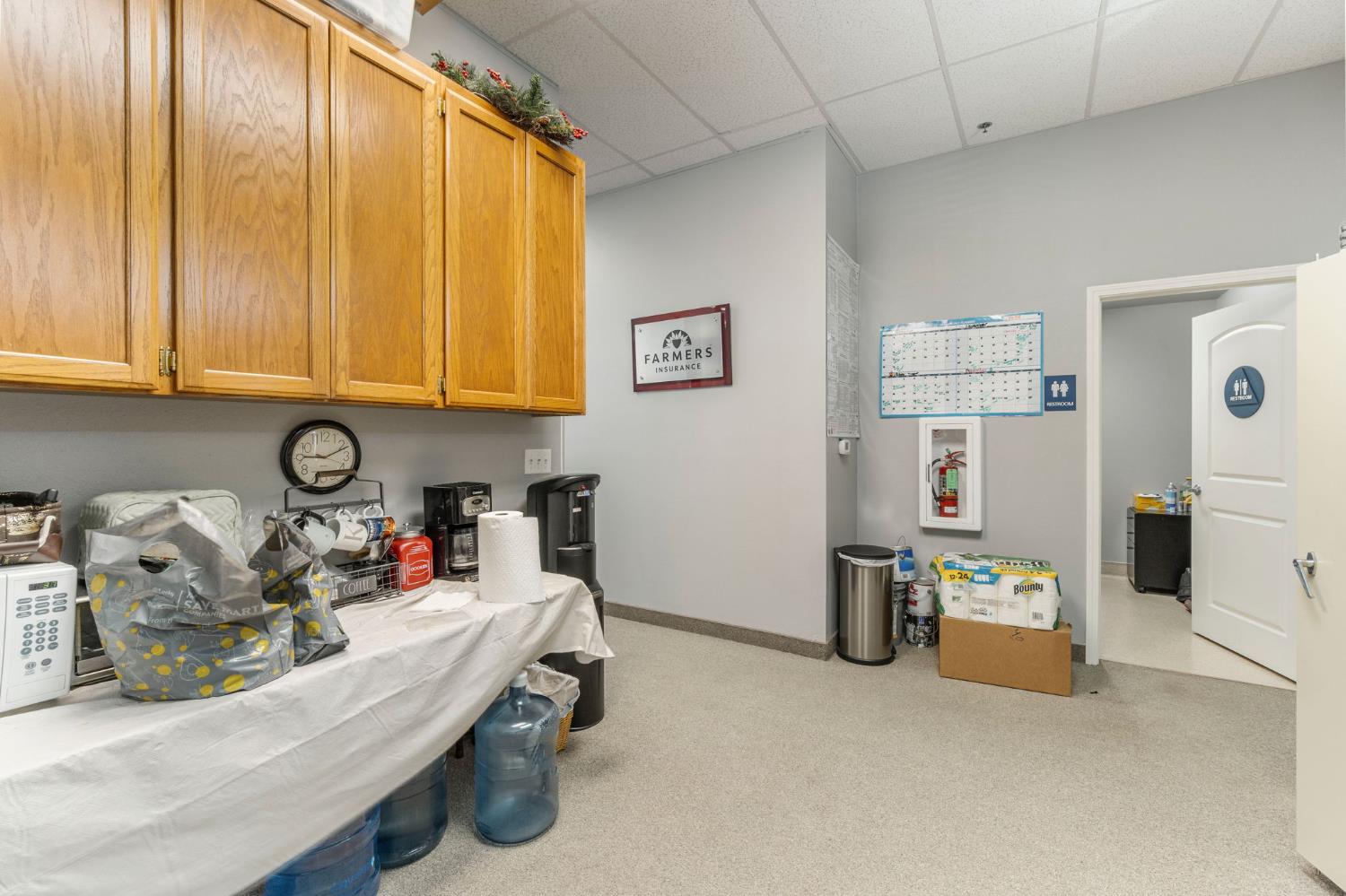 321 W Yosemite Ave, Madera, CA 93637