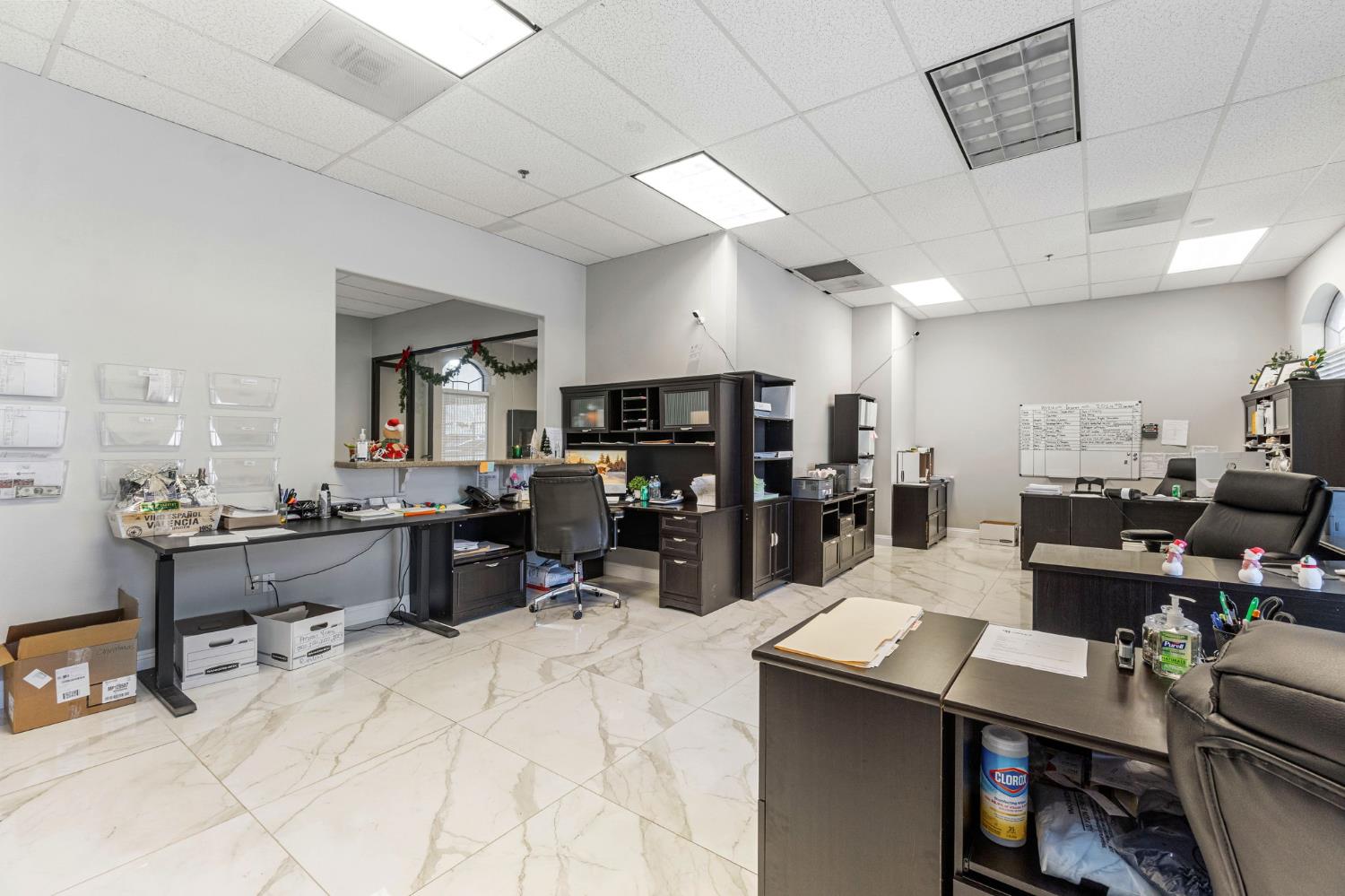 321 W Yosemite Ave, Madera, CA 93637