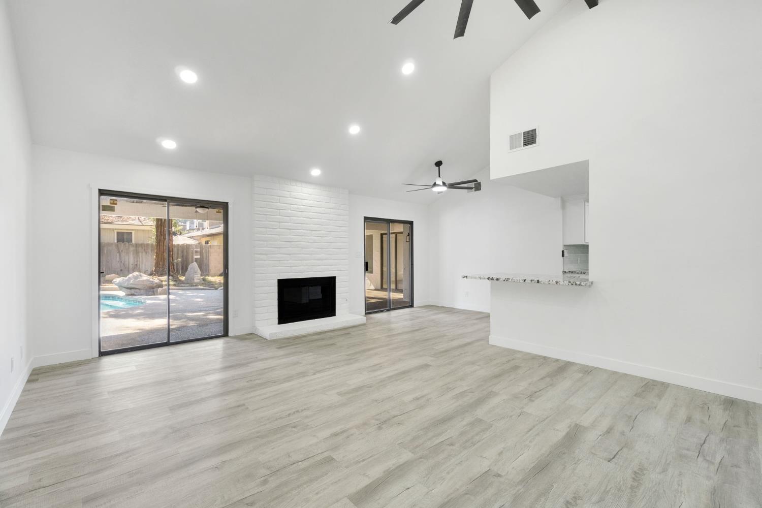 1547 W Fir Ave, Fresno, CA 93711