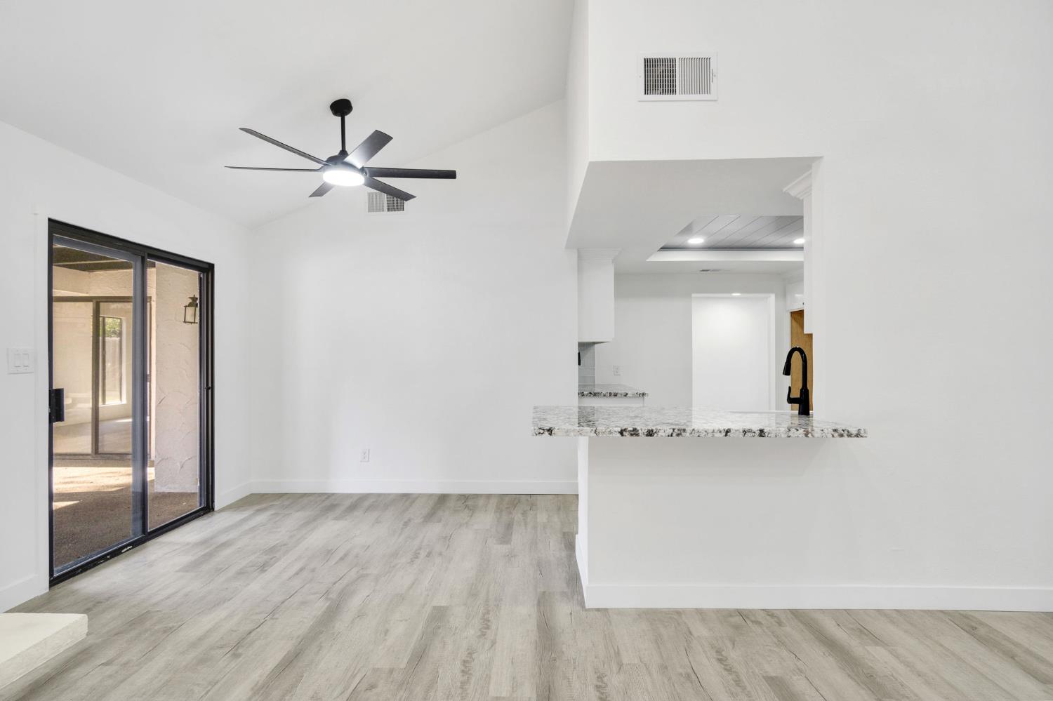 1547 W Fir Ave, Fresno, CA 93711