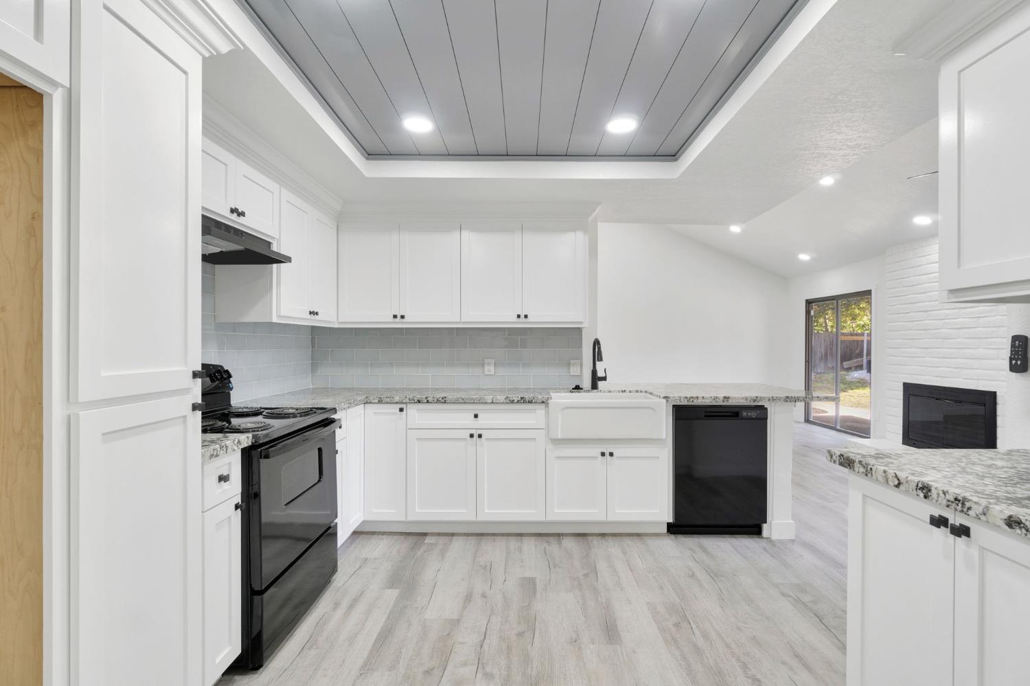 1547 W Fir Ave, Fresno, CA 93711