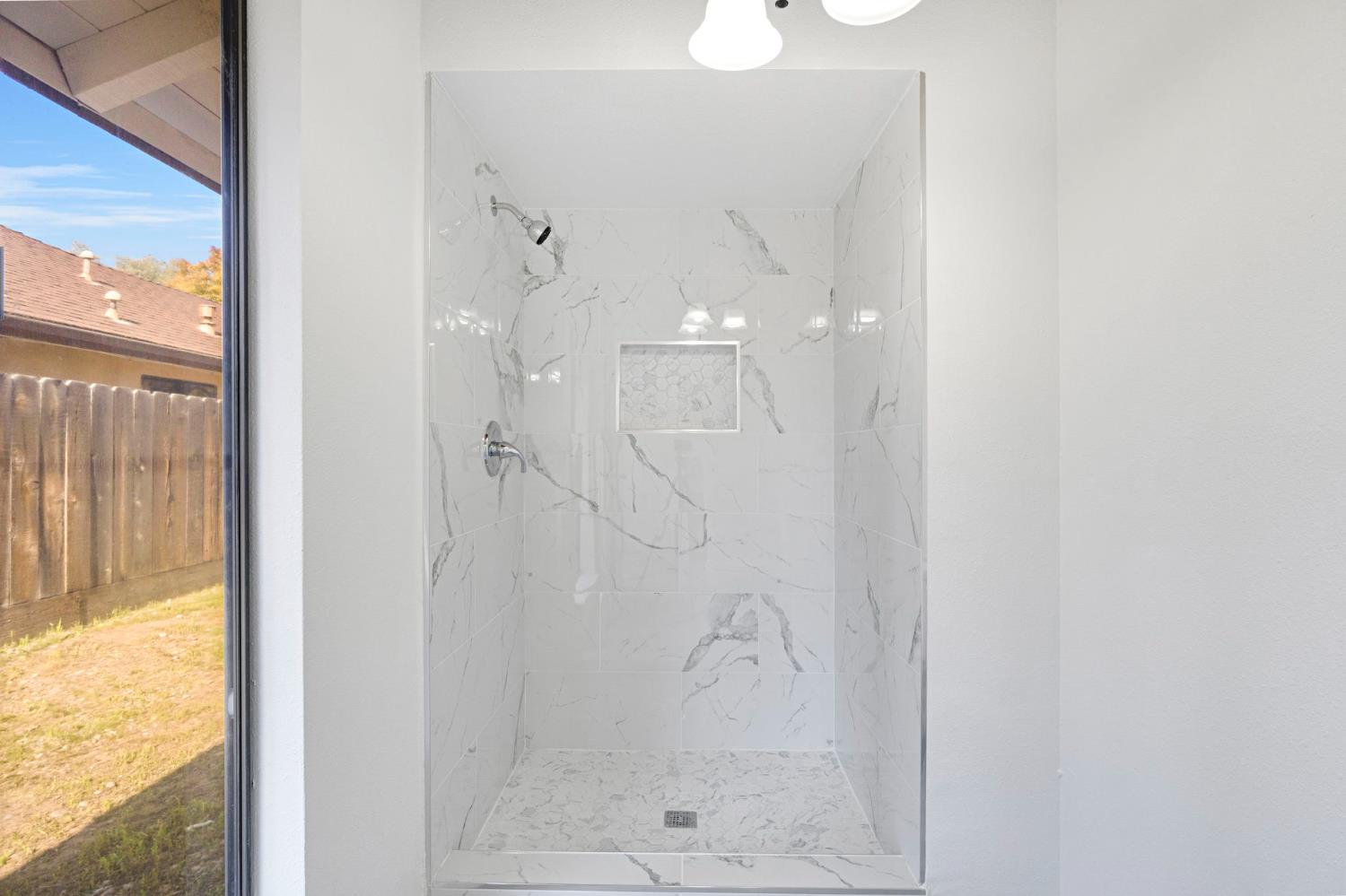 1547 W Fir Ave, Fresno, CA 93711