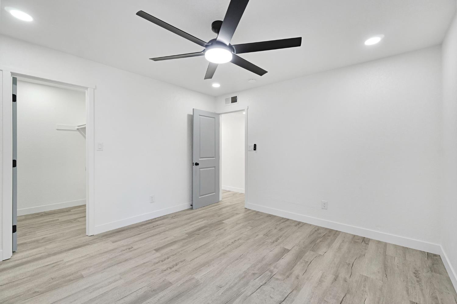 1547 W Fir Ave, Fresno, CA 93711