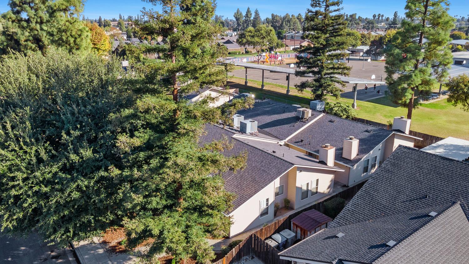 590 W Escalon Ave, Clovis, CA 93612