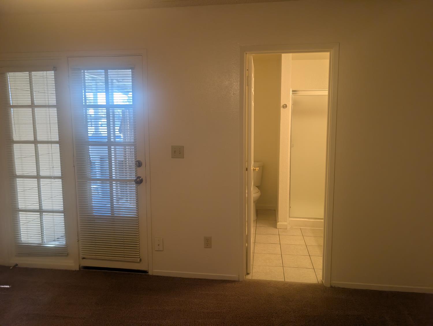 590 W Escalon Ave, Clovis, CA 93612