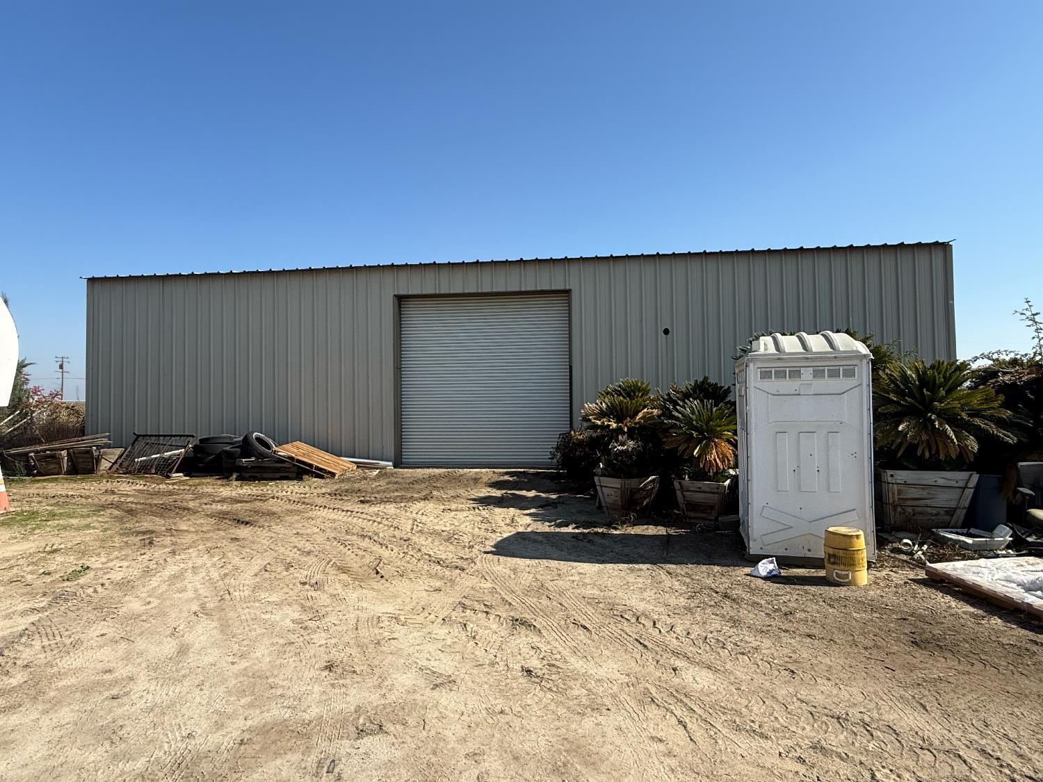 10285 S Orange Ave, Fresno, CA 93725