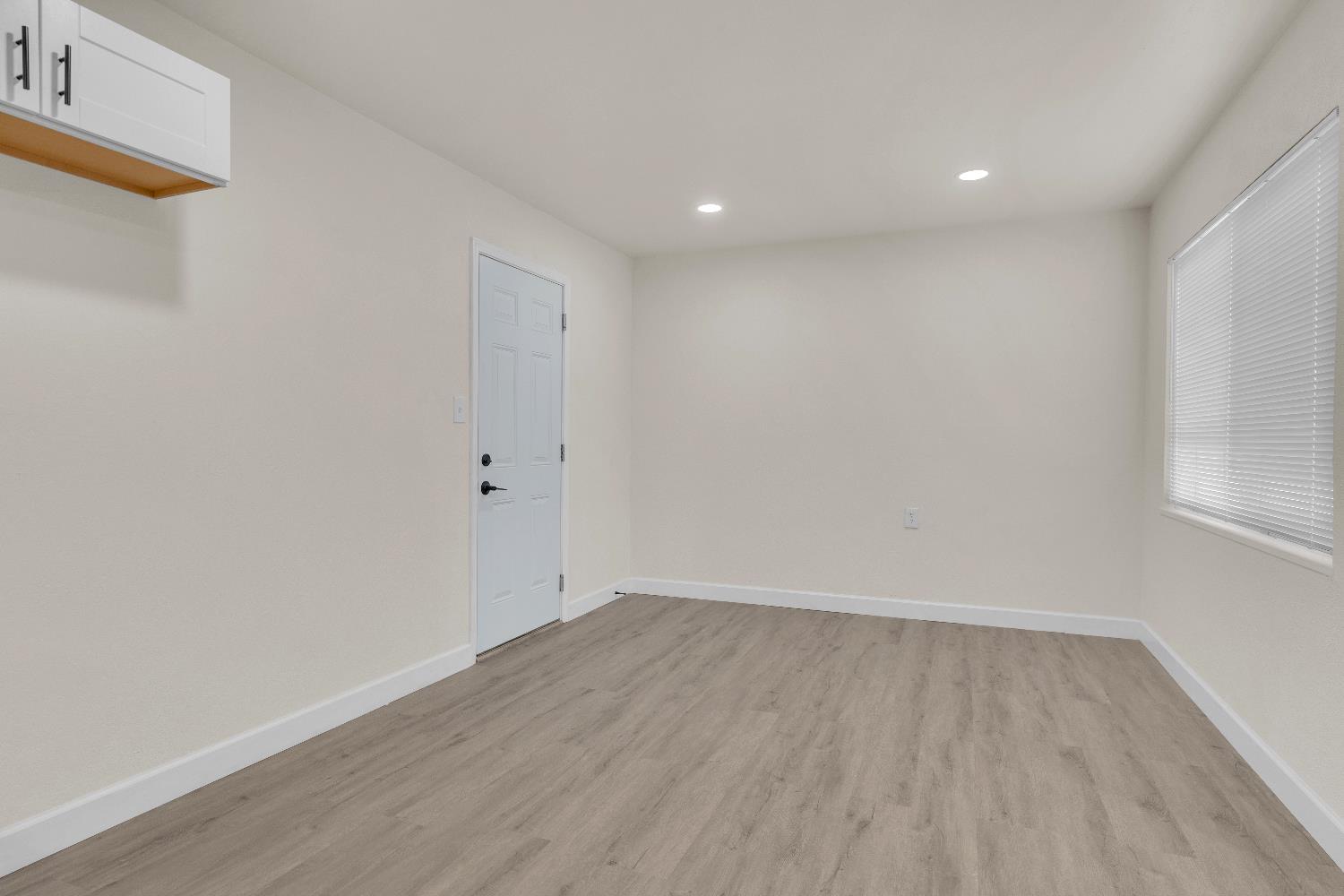 5080 E Hammond Ave, Fresno, CA 93727