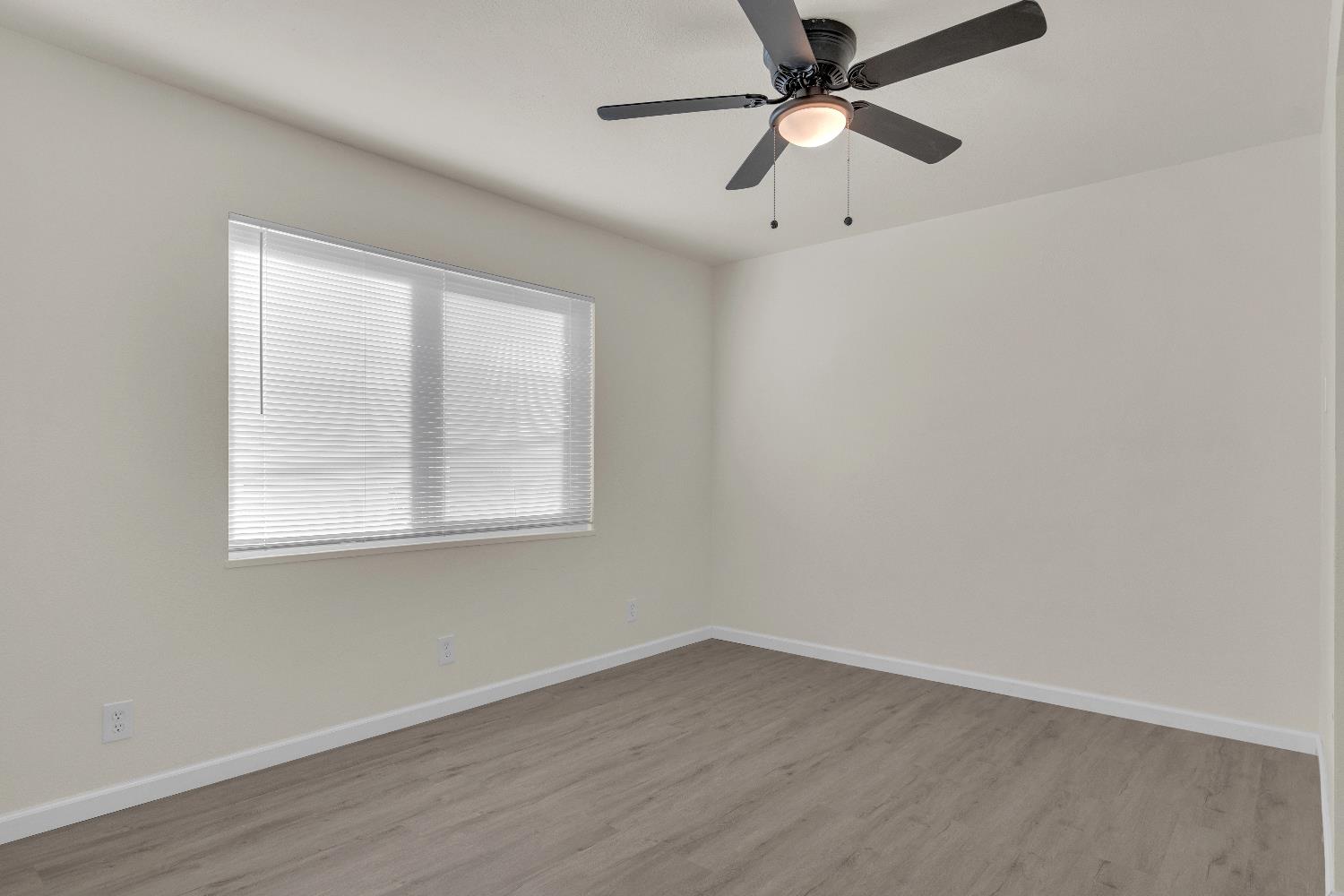 5080 E Hammond Ave, Fresno, CA 93727