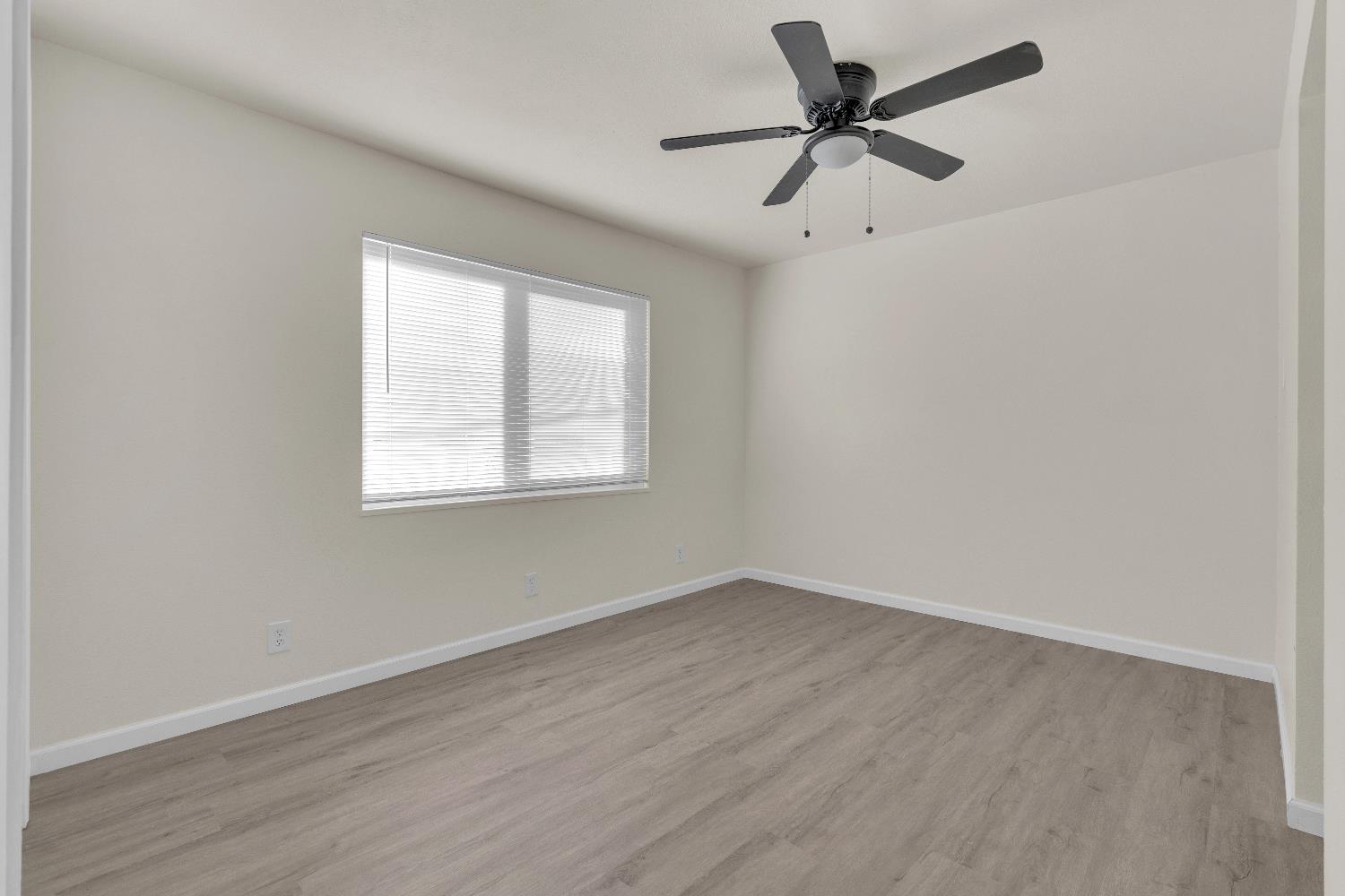 5080 E Hammond Ave, Fresno, CA 93727