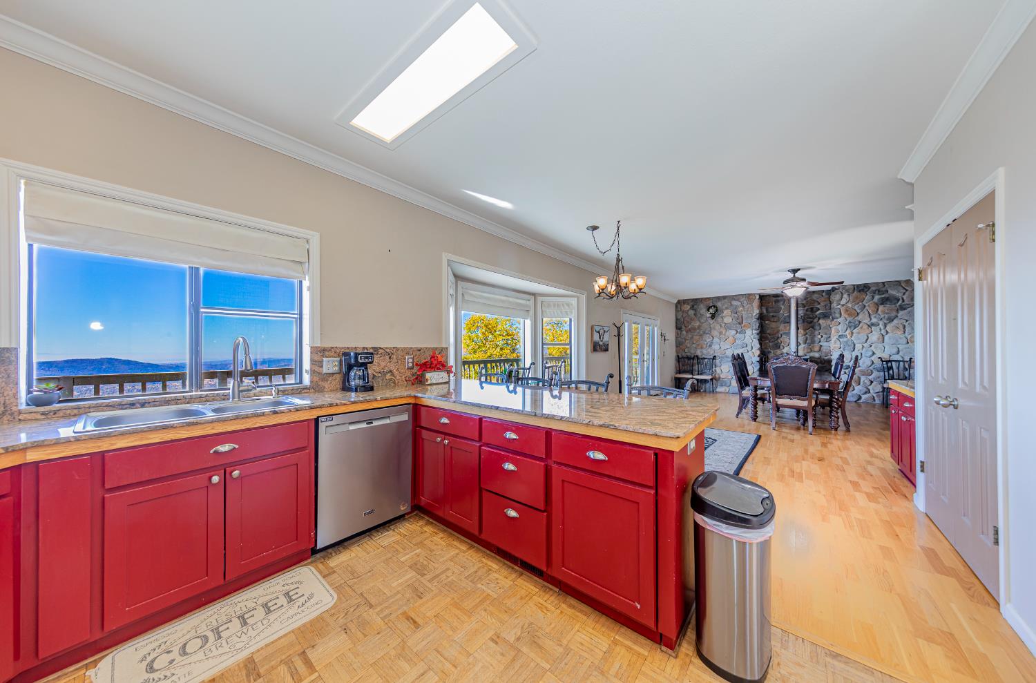33177 Cascadel Heights Dr, North Fork, CA 93643